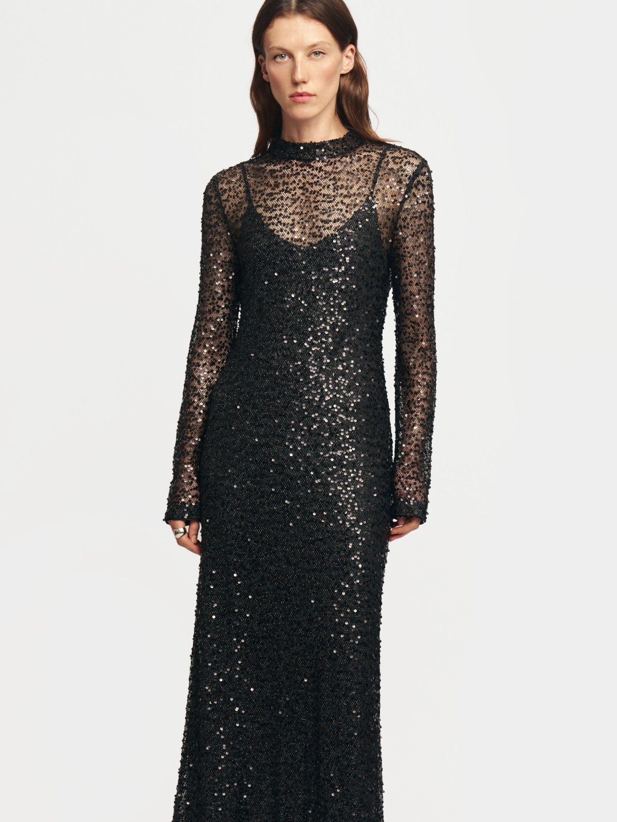 Платье макси с пайетками