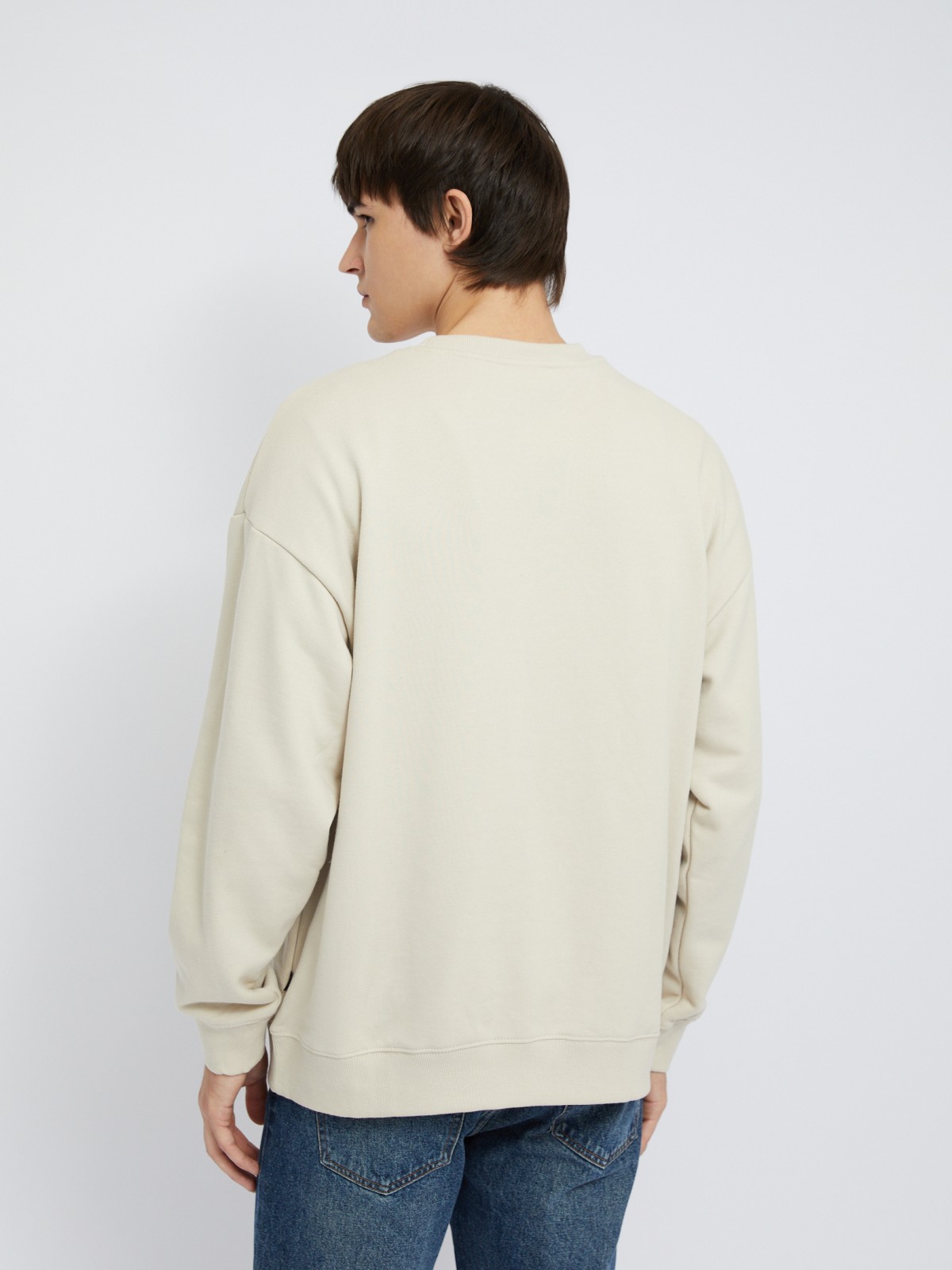 Однотонный оверсайз свитшот с длинным рукавом