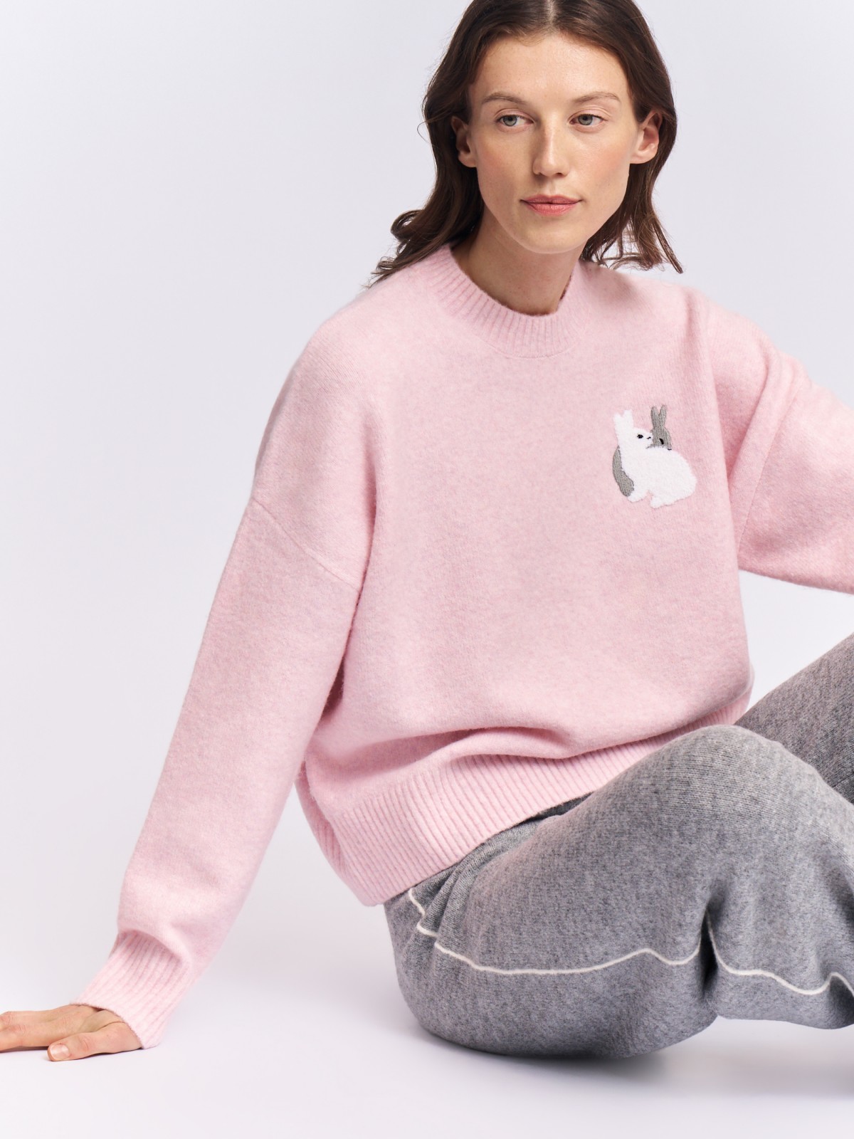 Вязаный джемпер с вышивкой