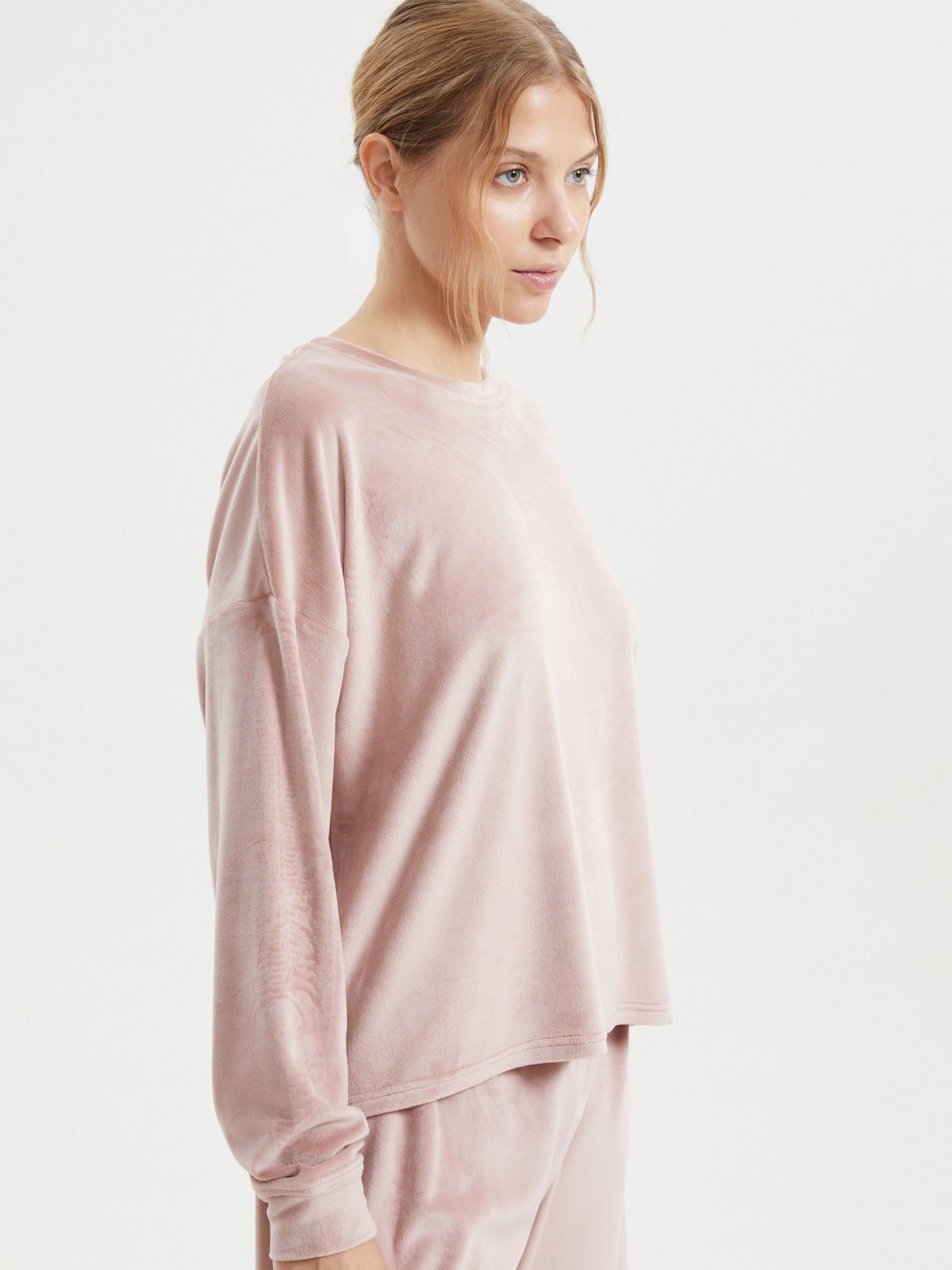 Джемпер-свитшот из велюра