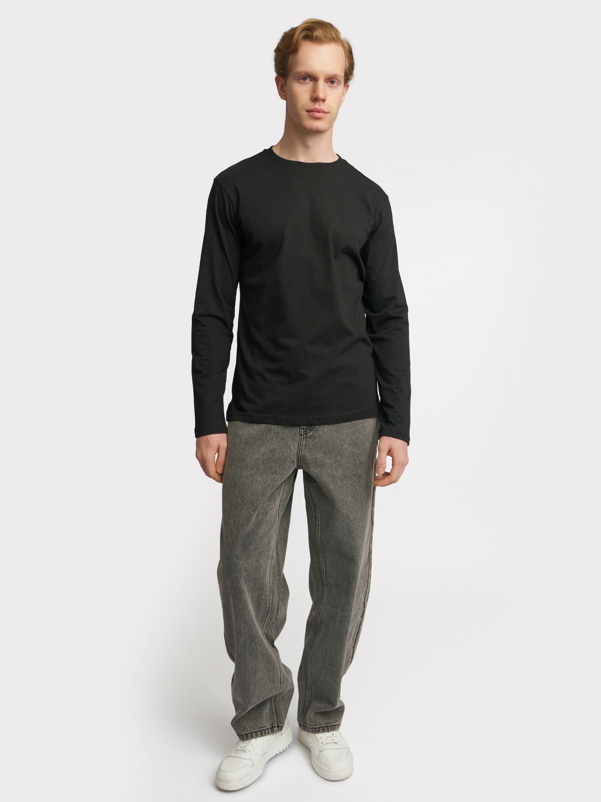Однотонный лонгслив из хлопка с длинным рукавом