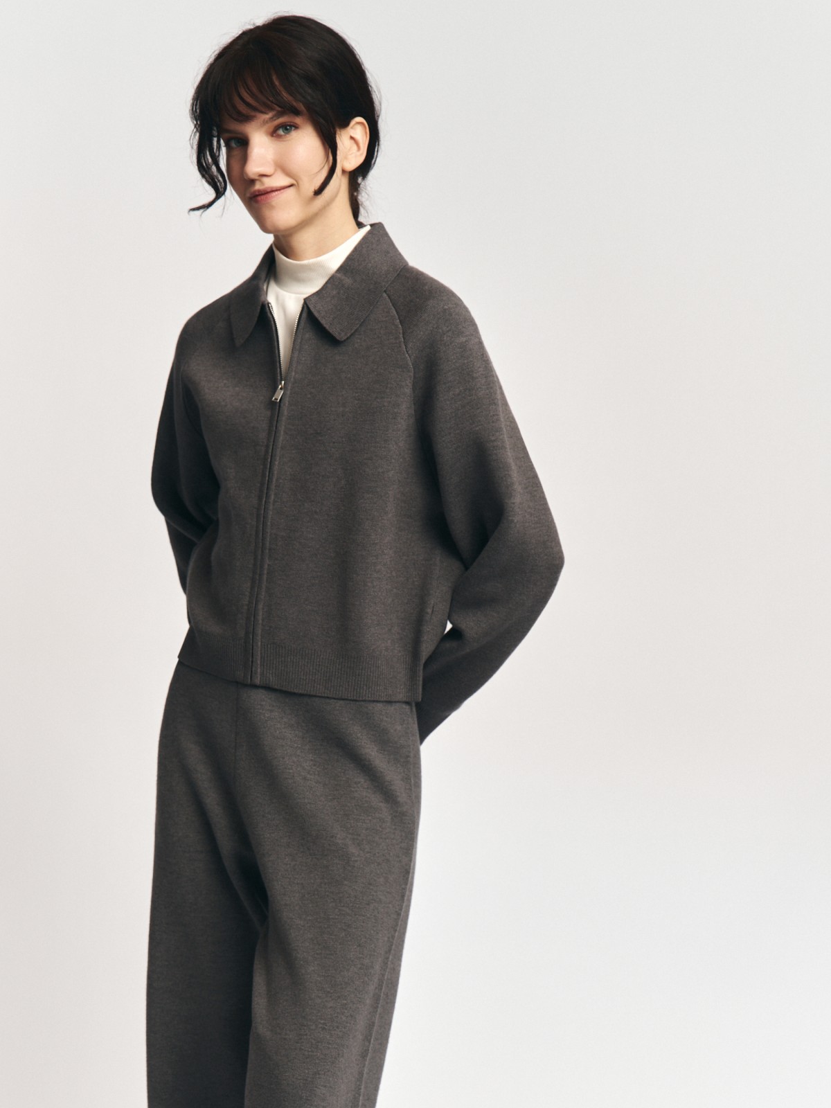 Трикотажный кардиган на молнии