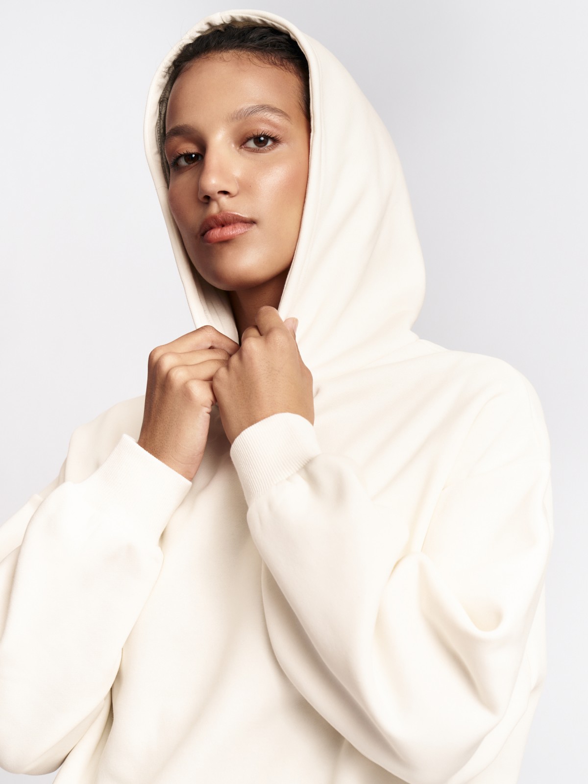 Утеплённый худи с начёсом и капюшоном