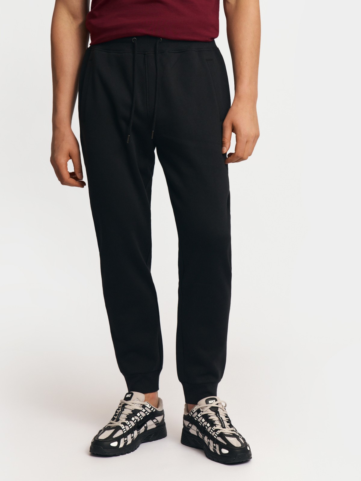 Тёплые трикотажные брюки-джоггеры с начёсом