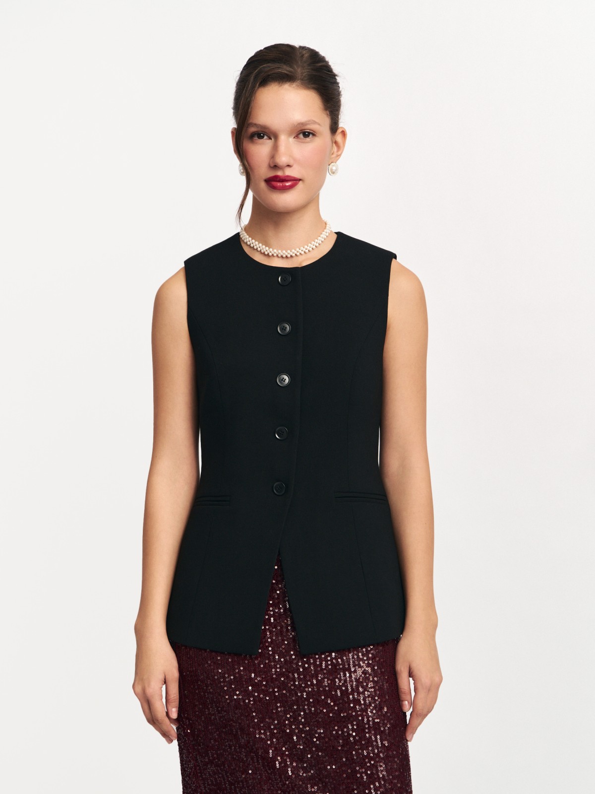 Классический жилет на пуговицах