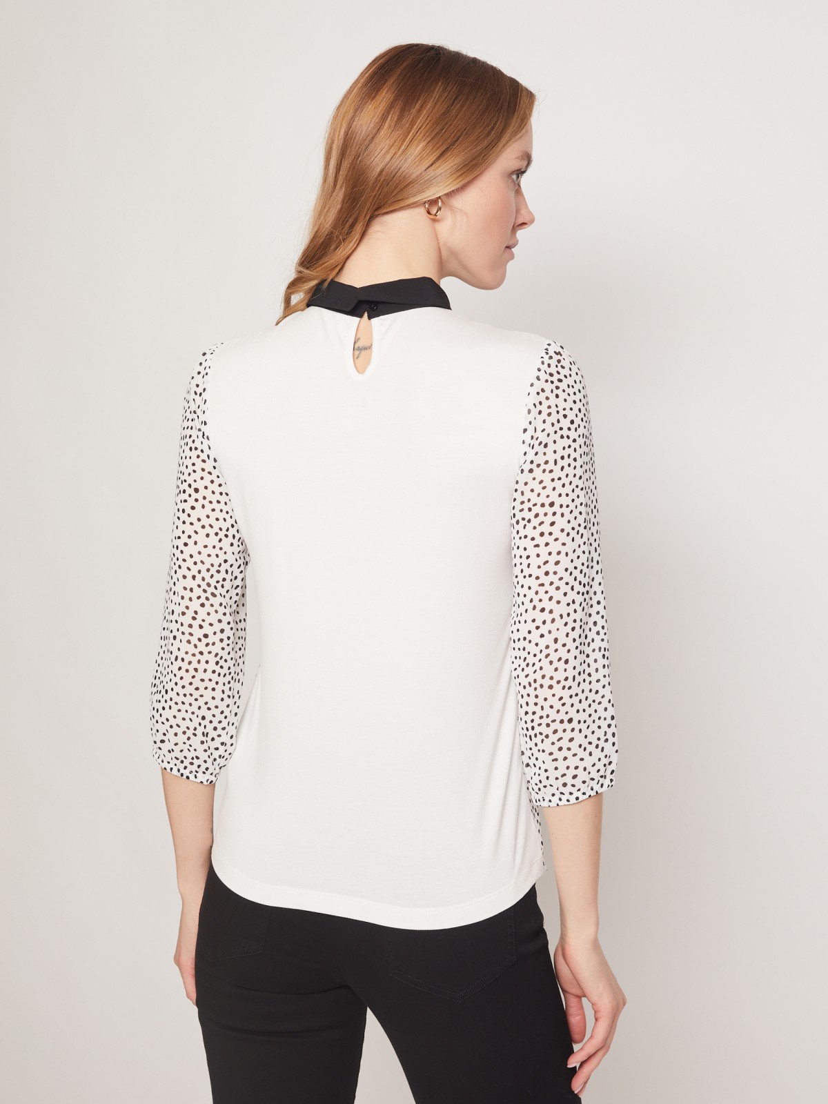 Блузка с контрастным воротником