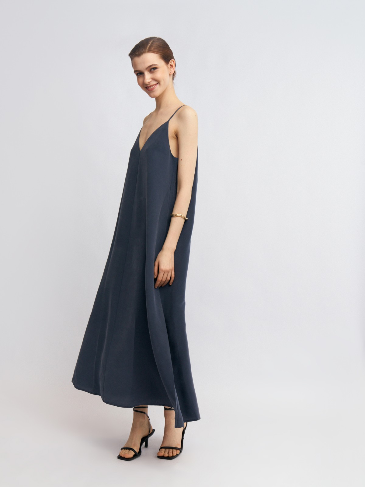 Платье-комбинация макси на бретельках