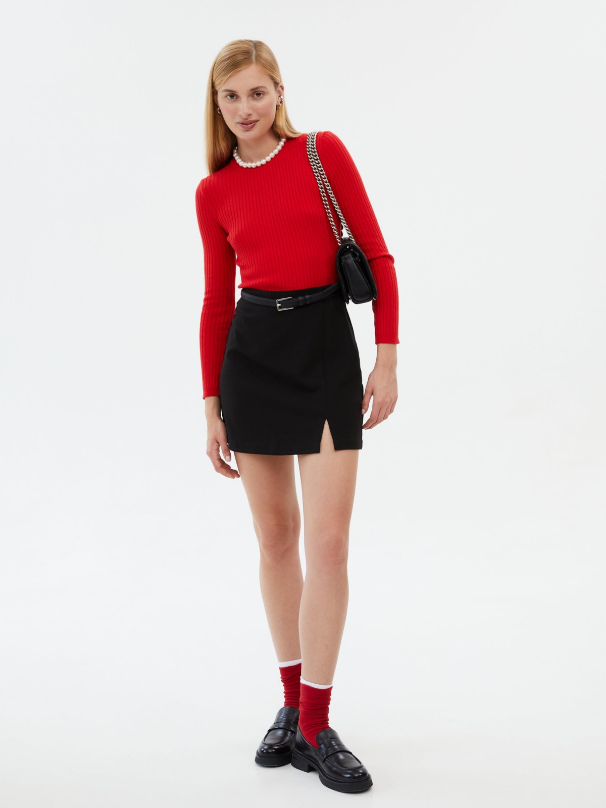 Юбка длины мини с разрезом