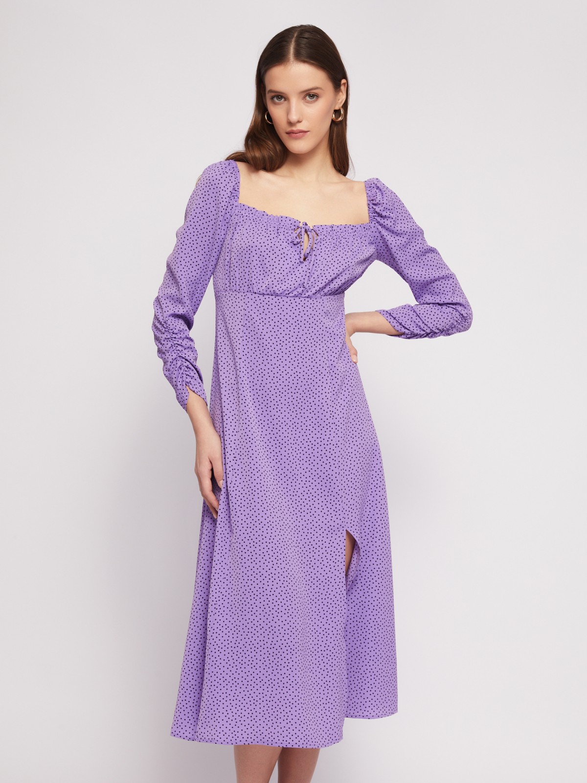 Платье с открытыми плечами и разрезом zolla лилового цвета