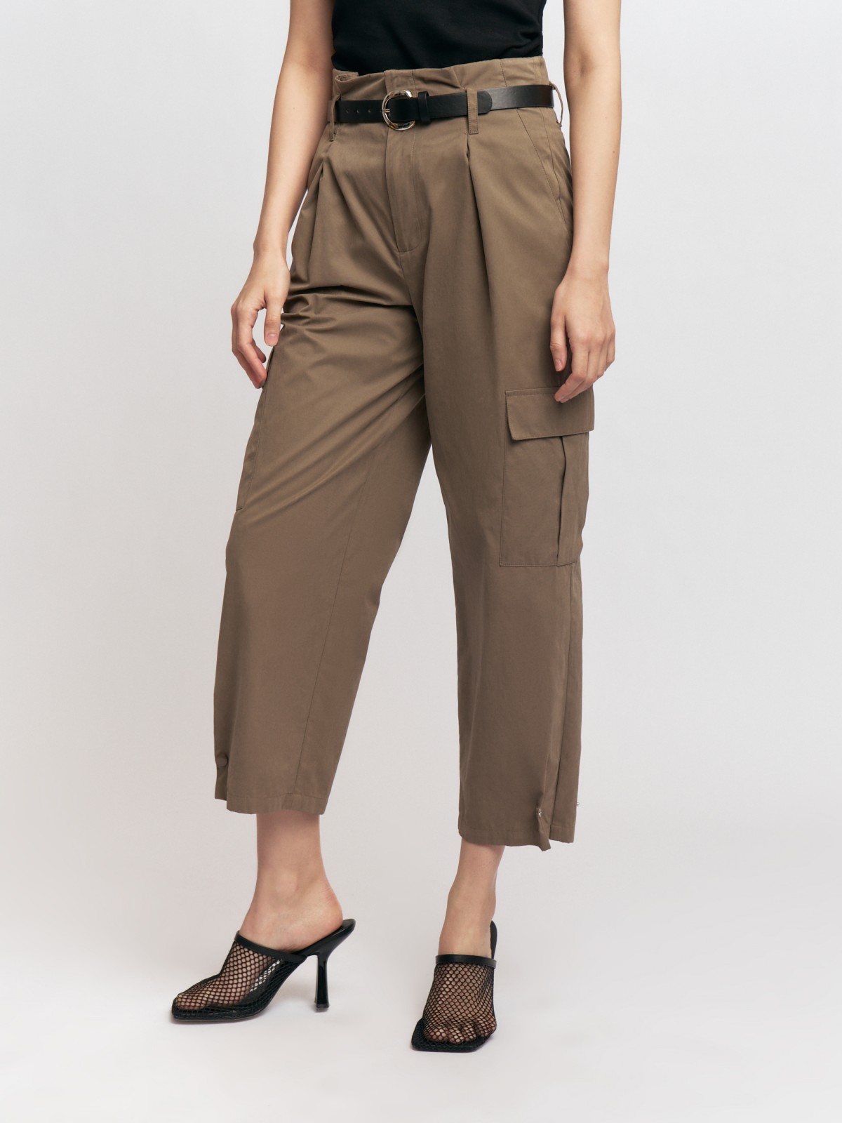 Брюки с карманами карго и ремнём