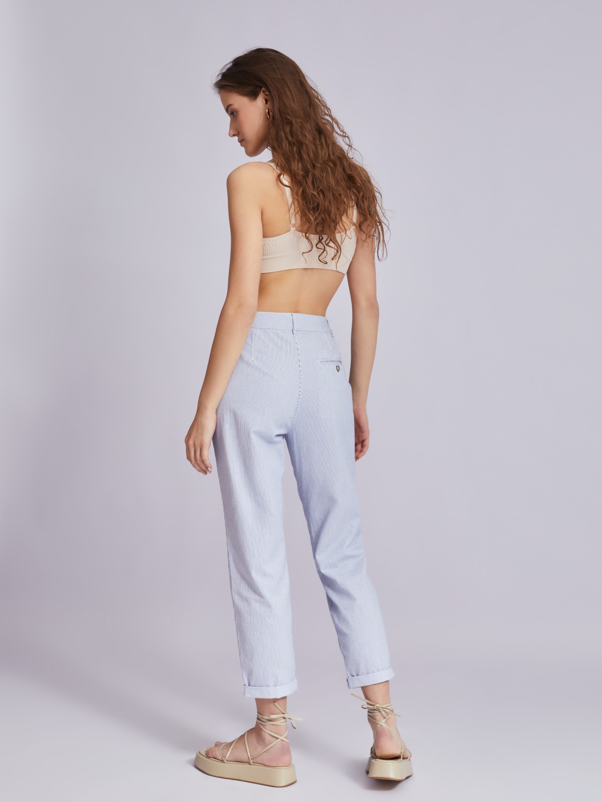 Брюки-чинос с узором в полоску