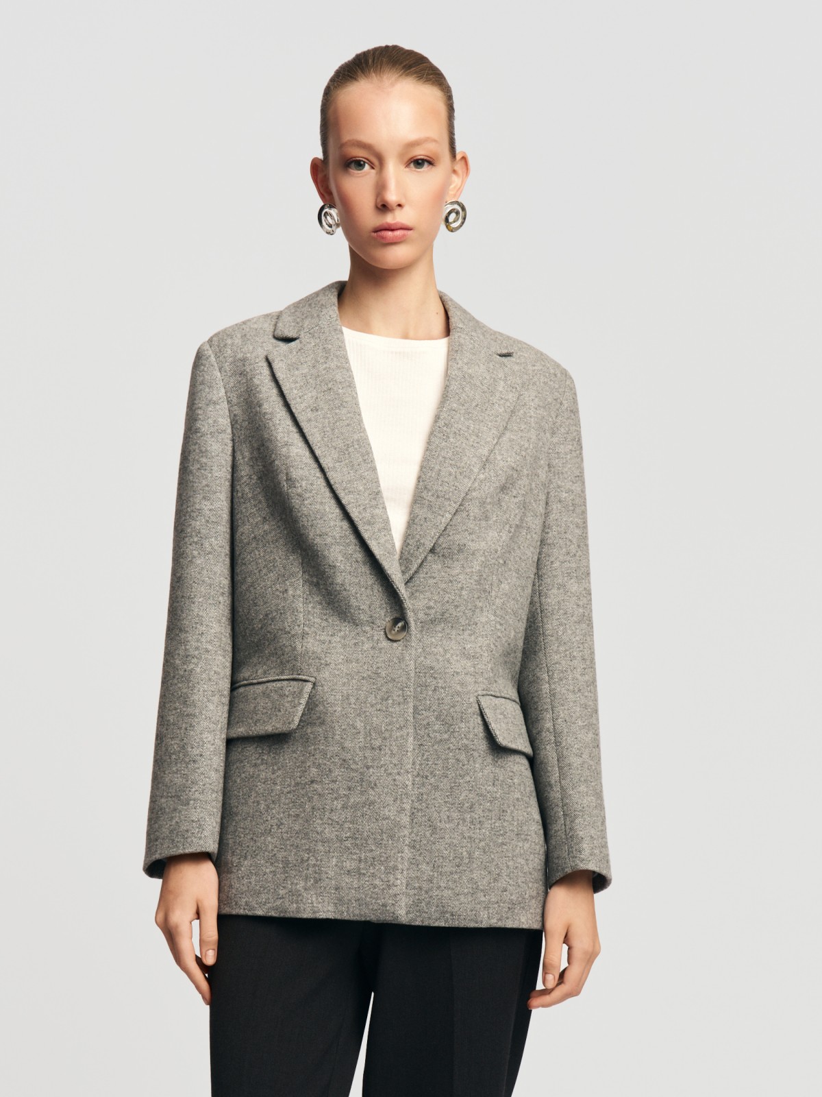 Тёплое пальто-пиджак с шерстью