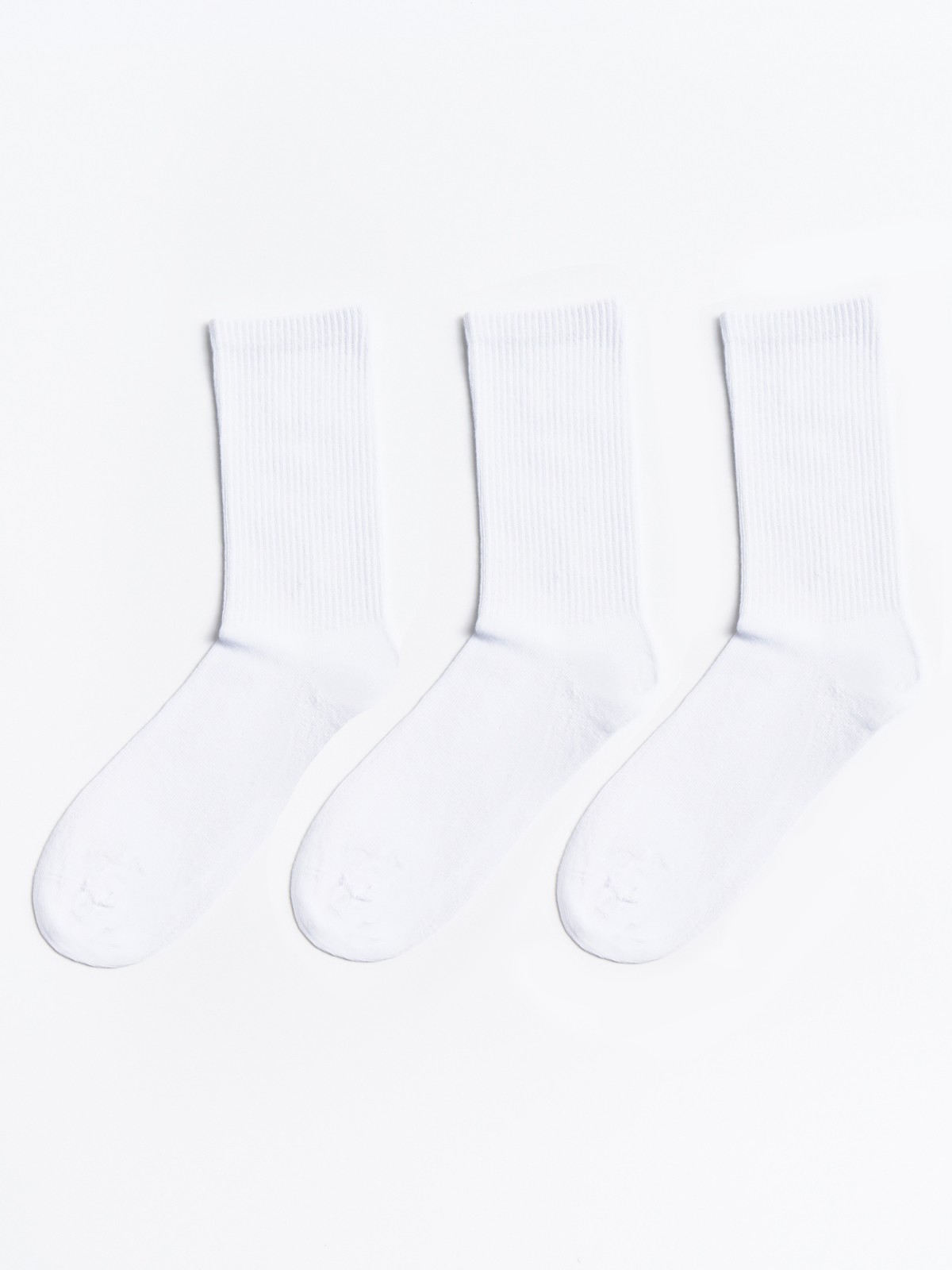 Набор высоких белых носков (3 пары в комплекте)