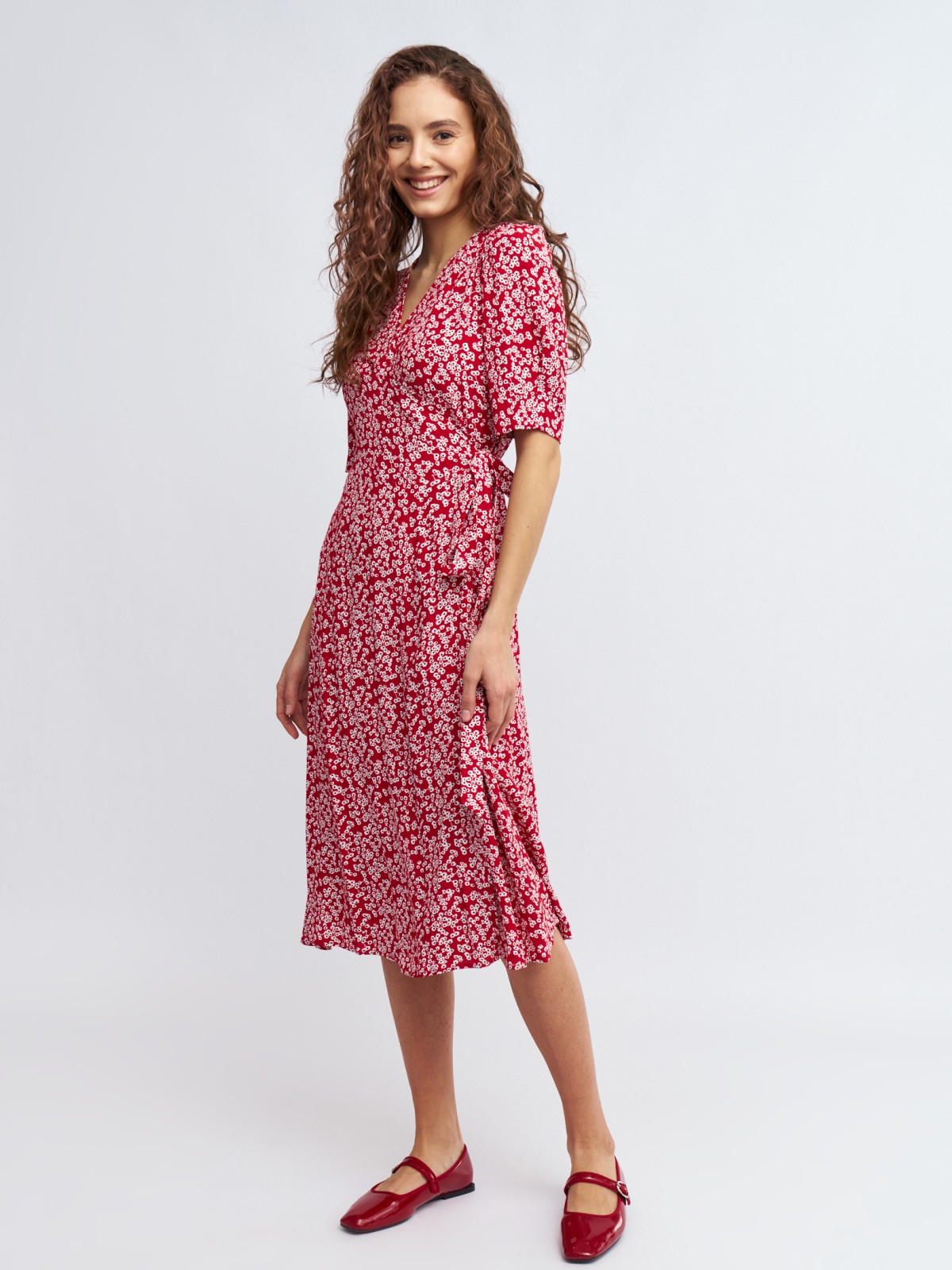 Платье из вискозы с запахом