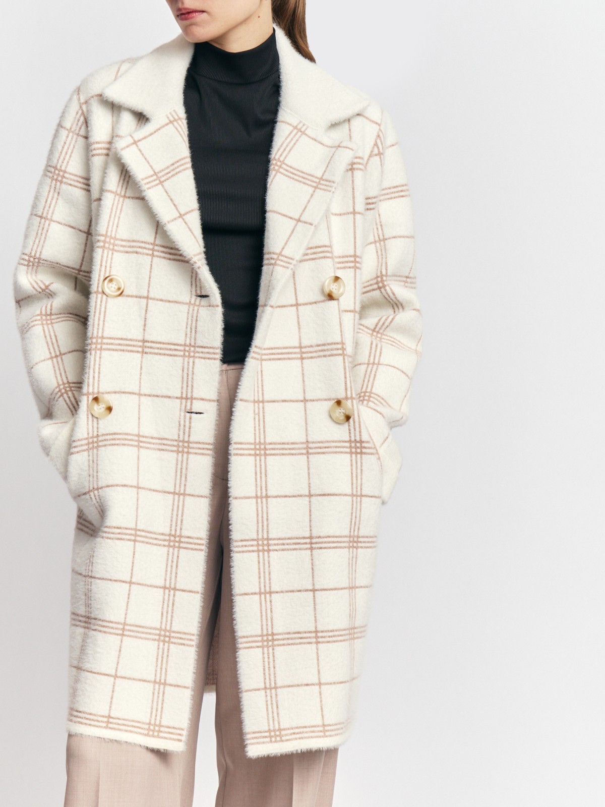 Двубортный кардиган-пальто с узором в клетку