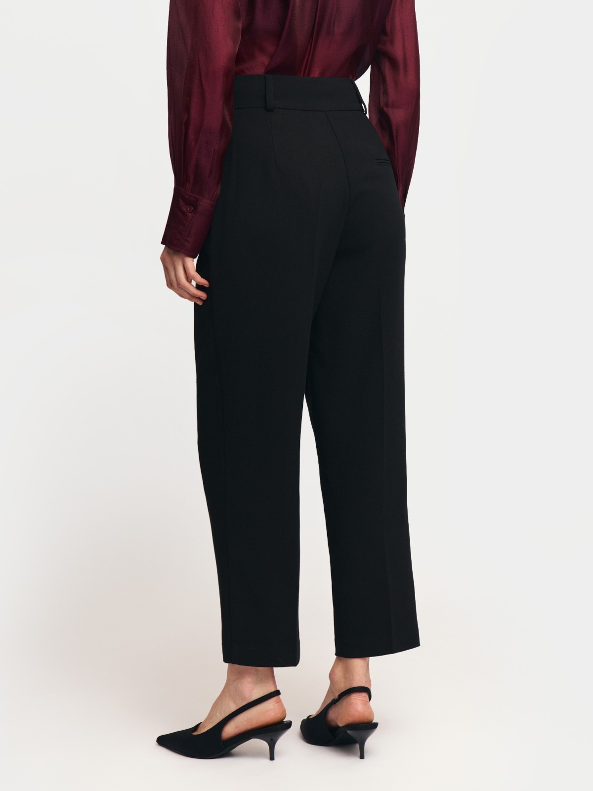 Брюки фасона Slim со стрелками