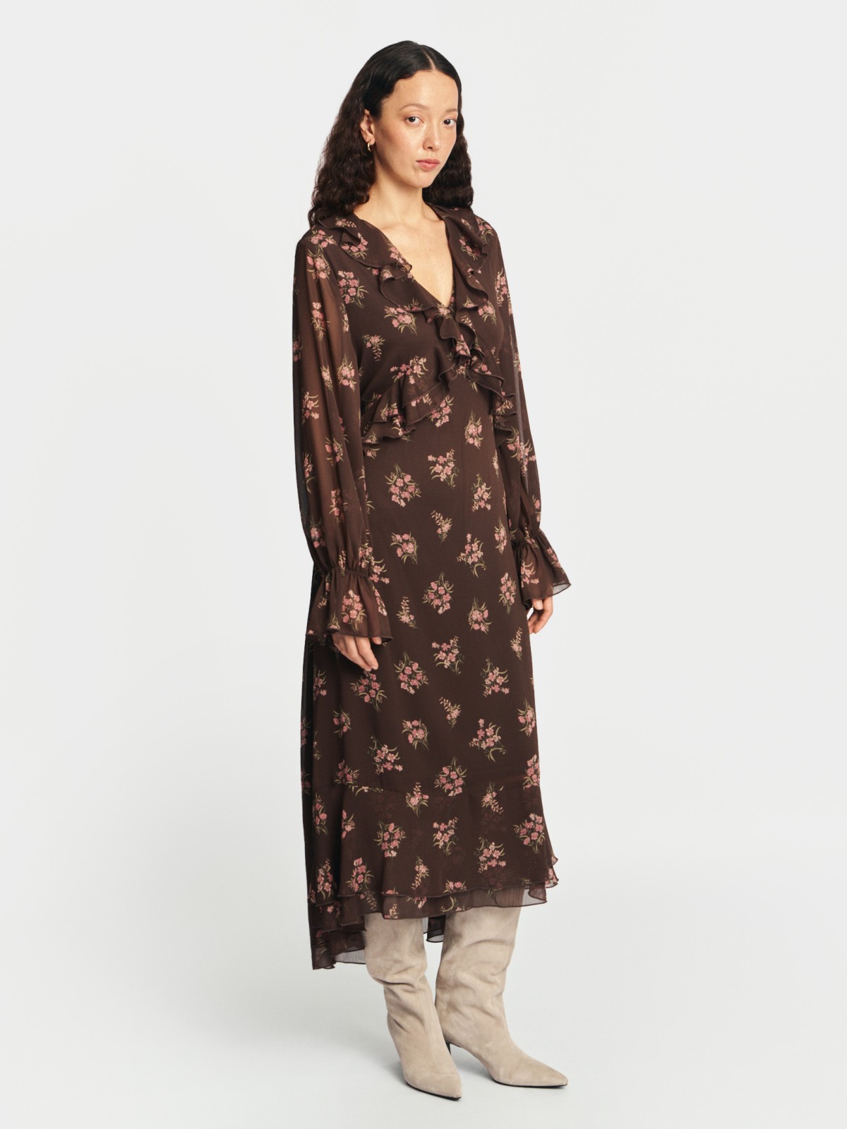 Платье макси из шифона с воланами