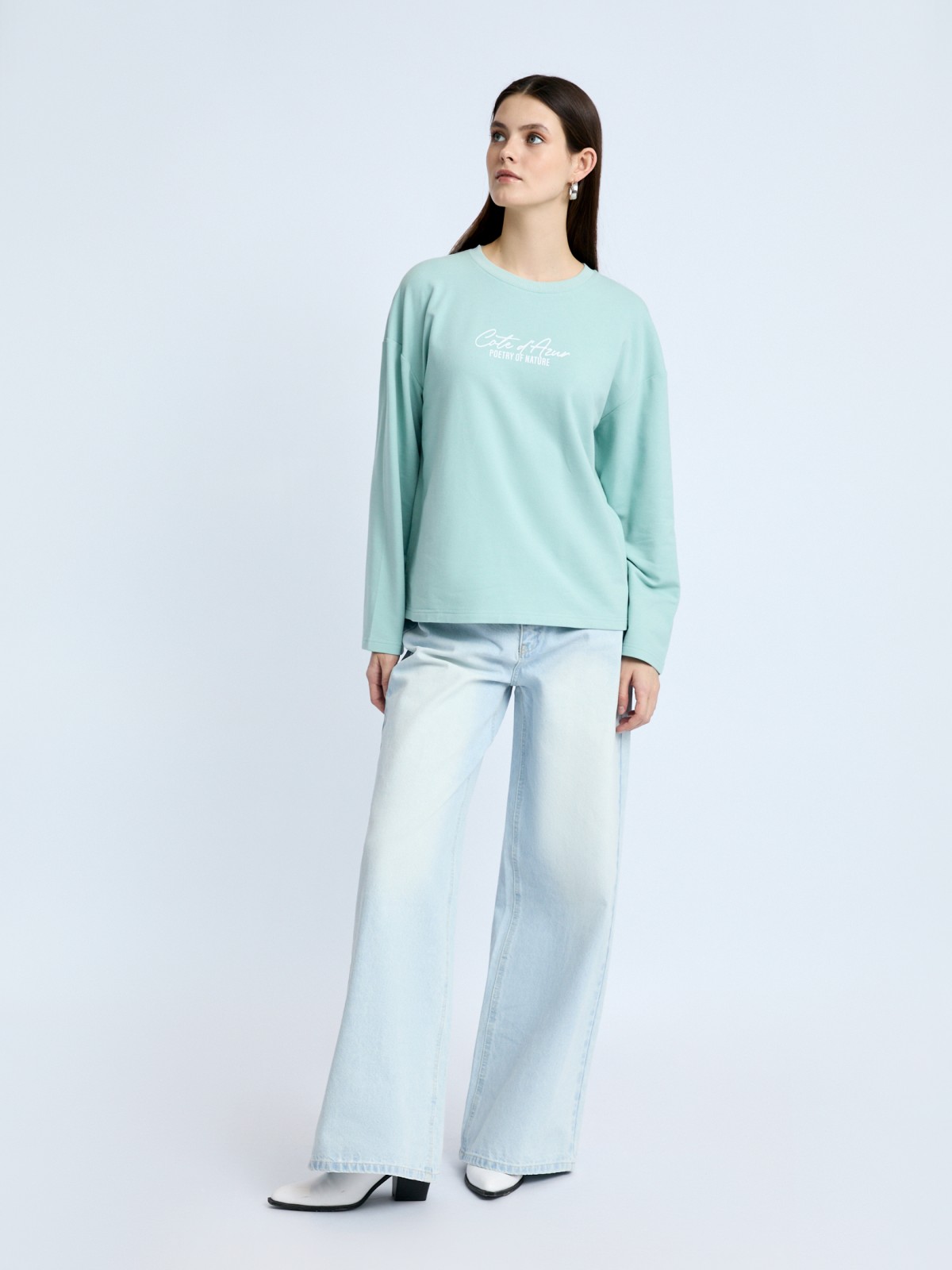 Трикотажный лонгслив с принтом-надписью