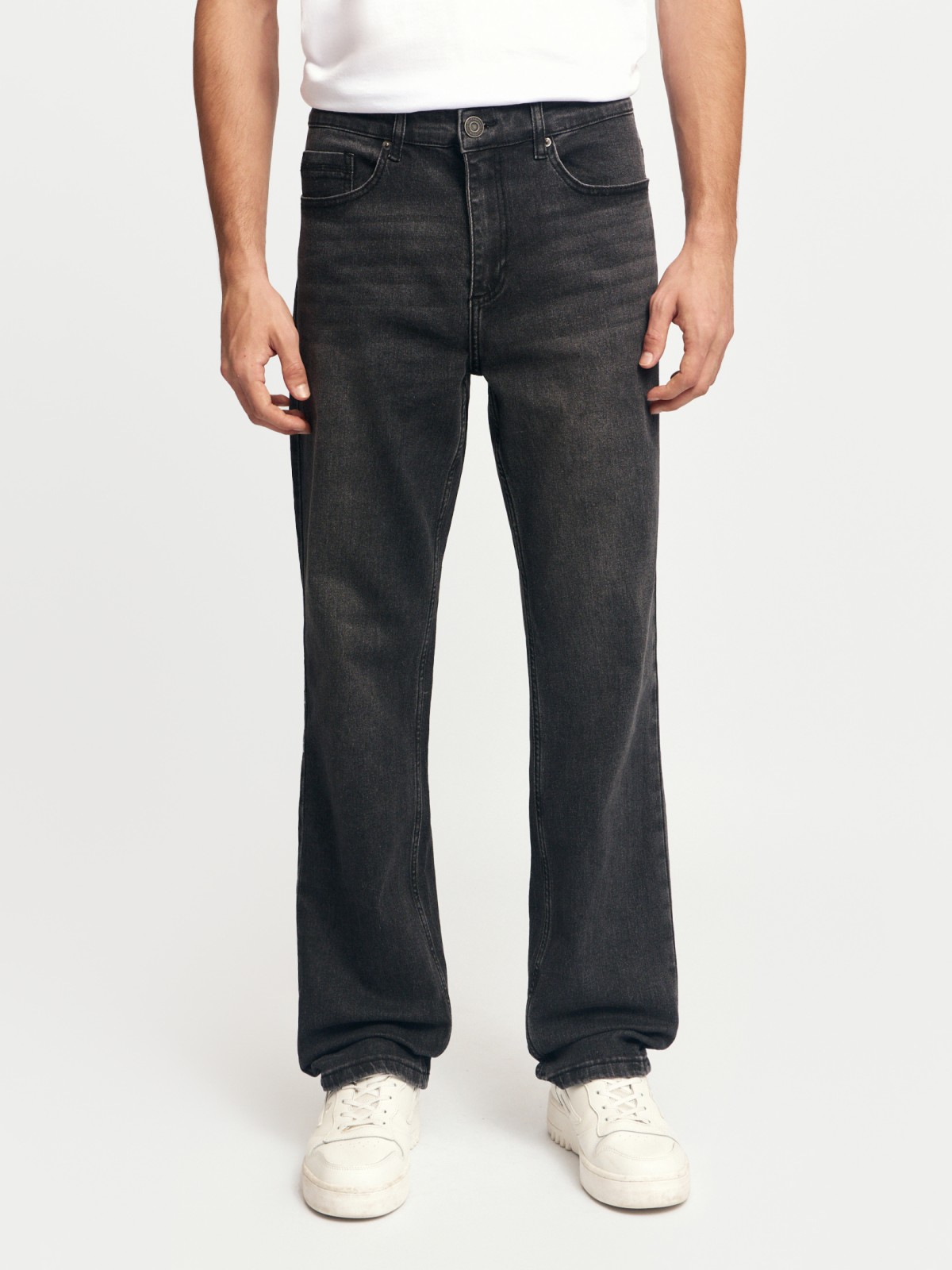 Джинсы прямого фасона