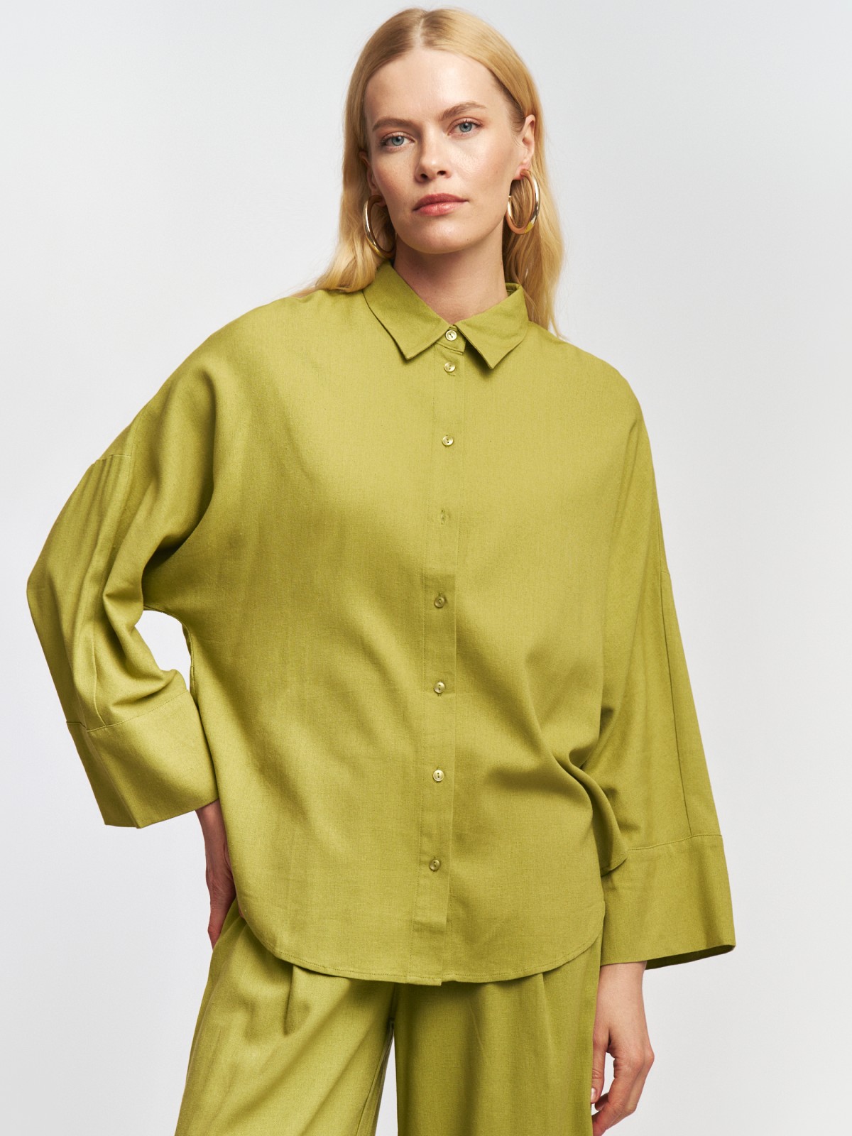 Льняная рубашка с укороченным рукавом