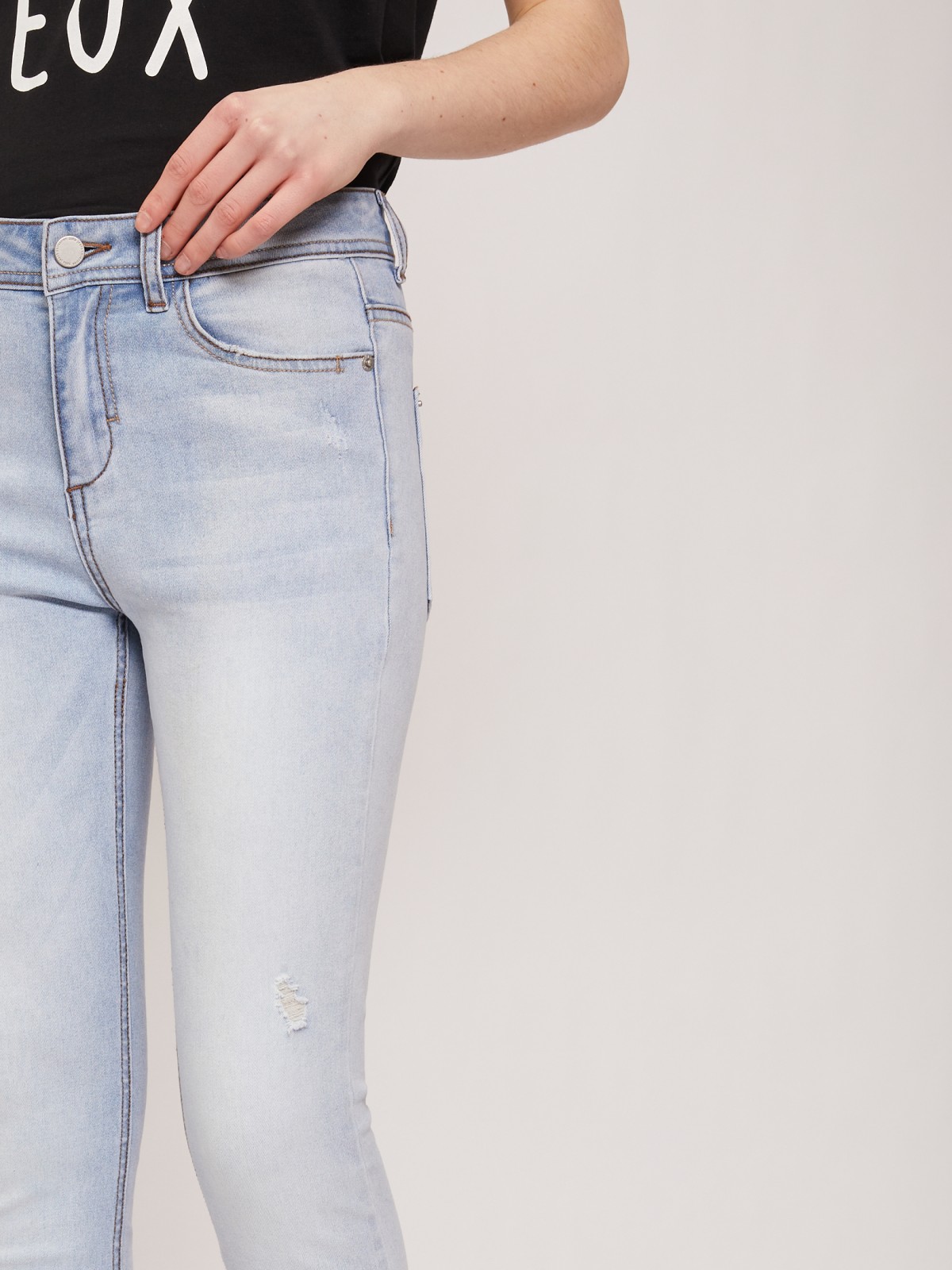 Джинсы силуэта Skinny