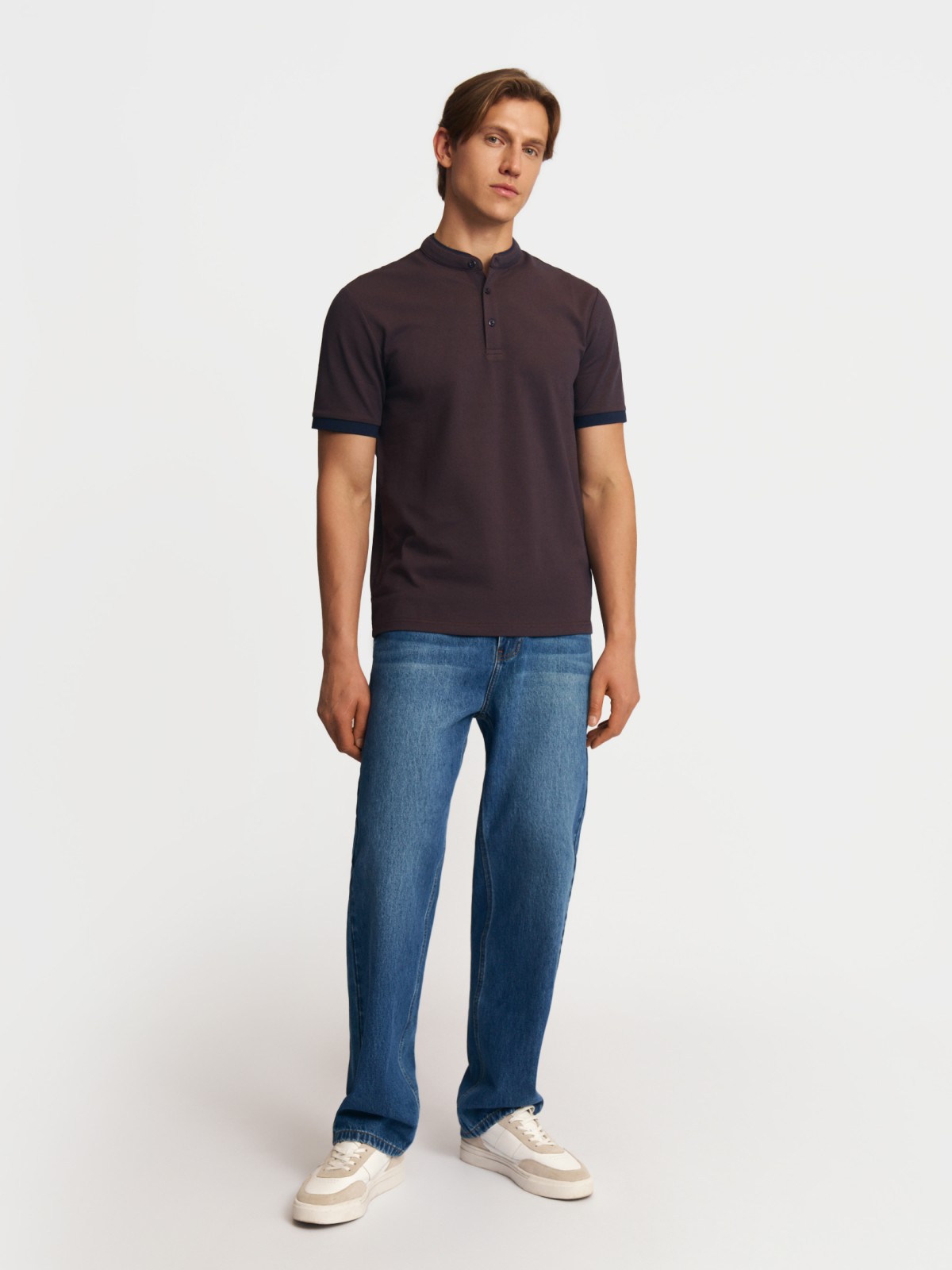 Футболка поло с воротником-стойкой