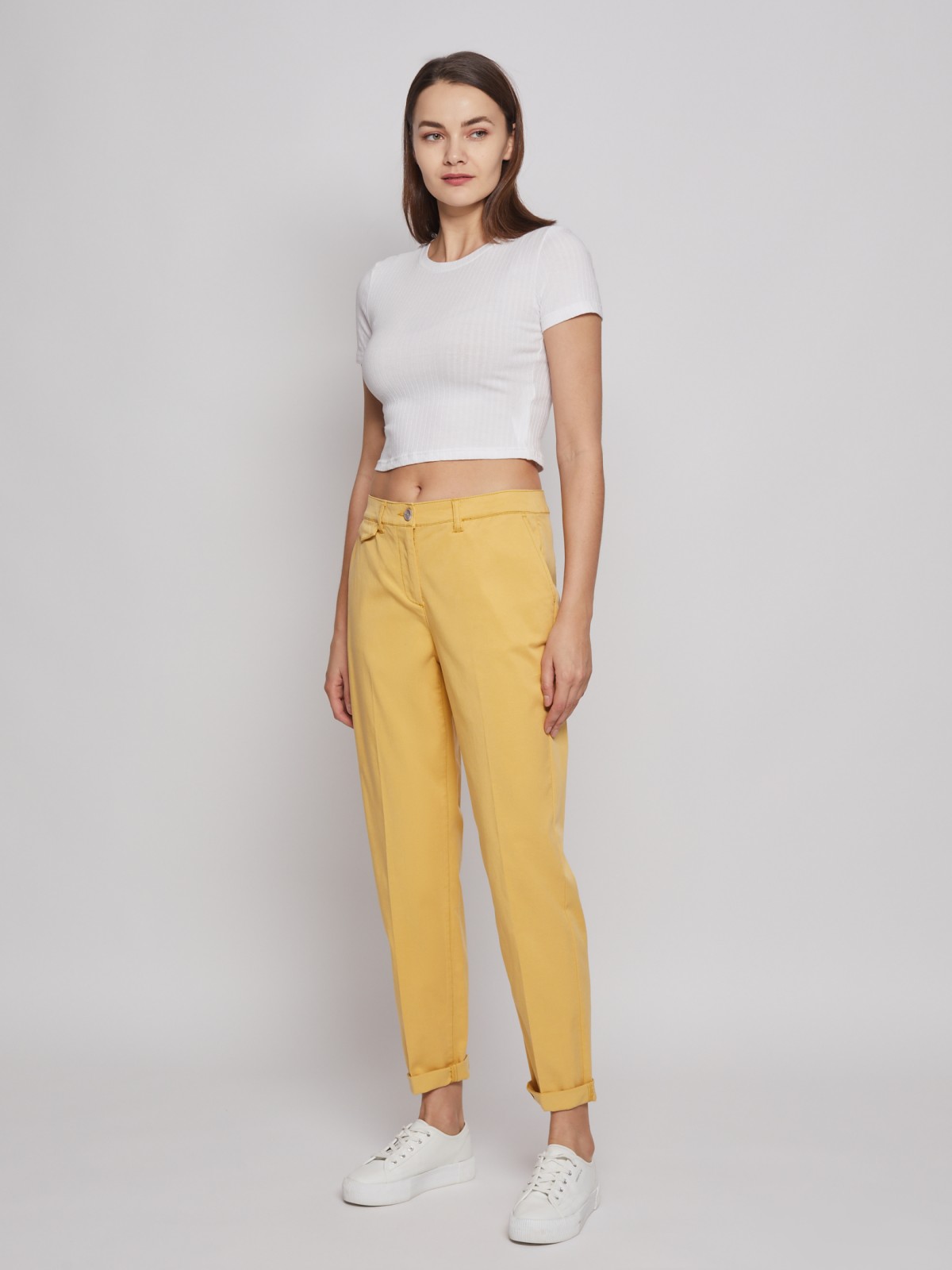 Брюки-чинос 