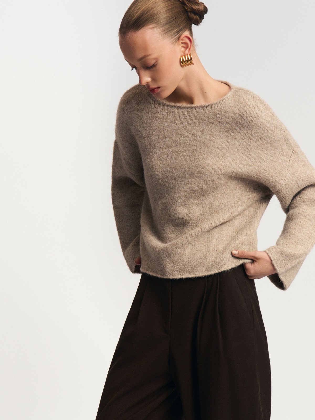 Вязаный джемпер с фактурными швами