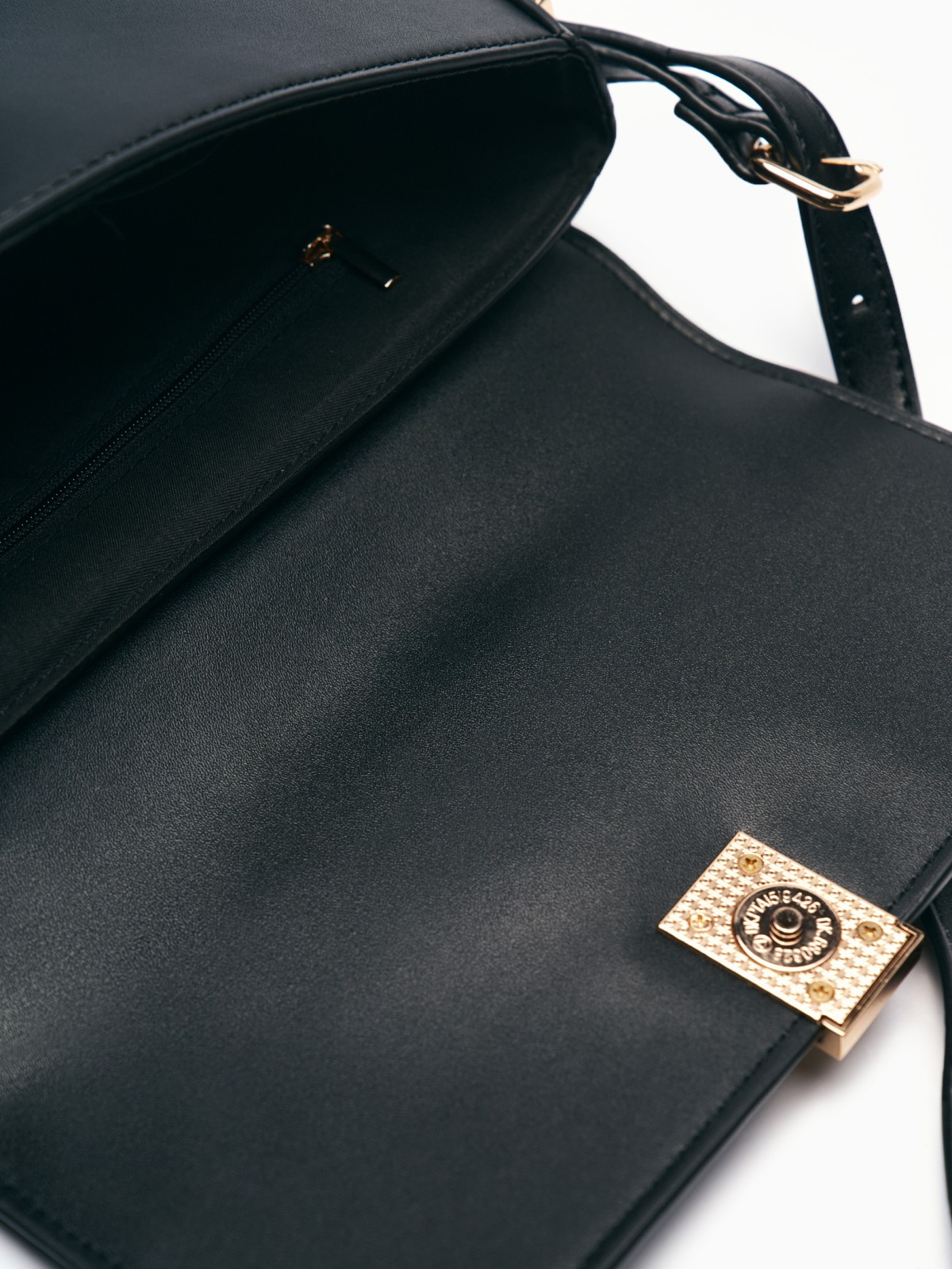 Сумка кросс-боди из экокожи