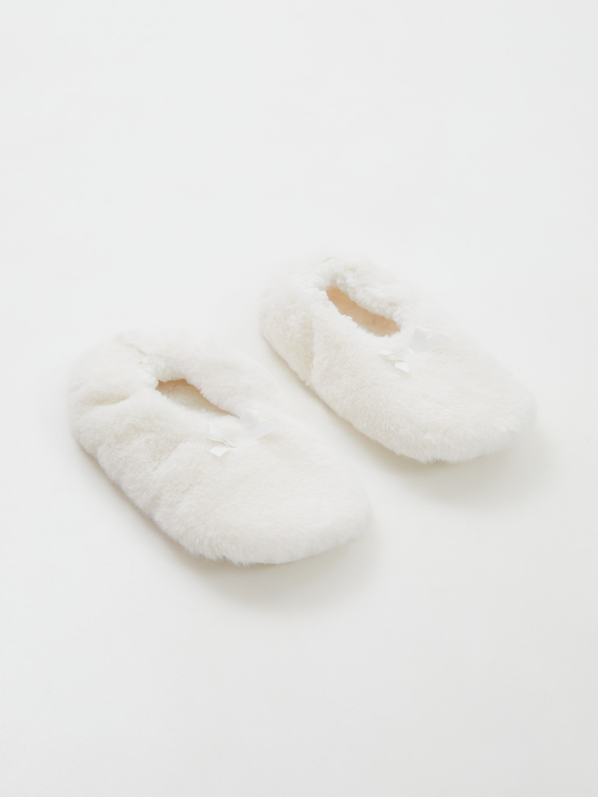 Мягкие домашние тапочки из плюша