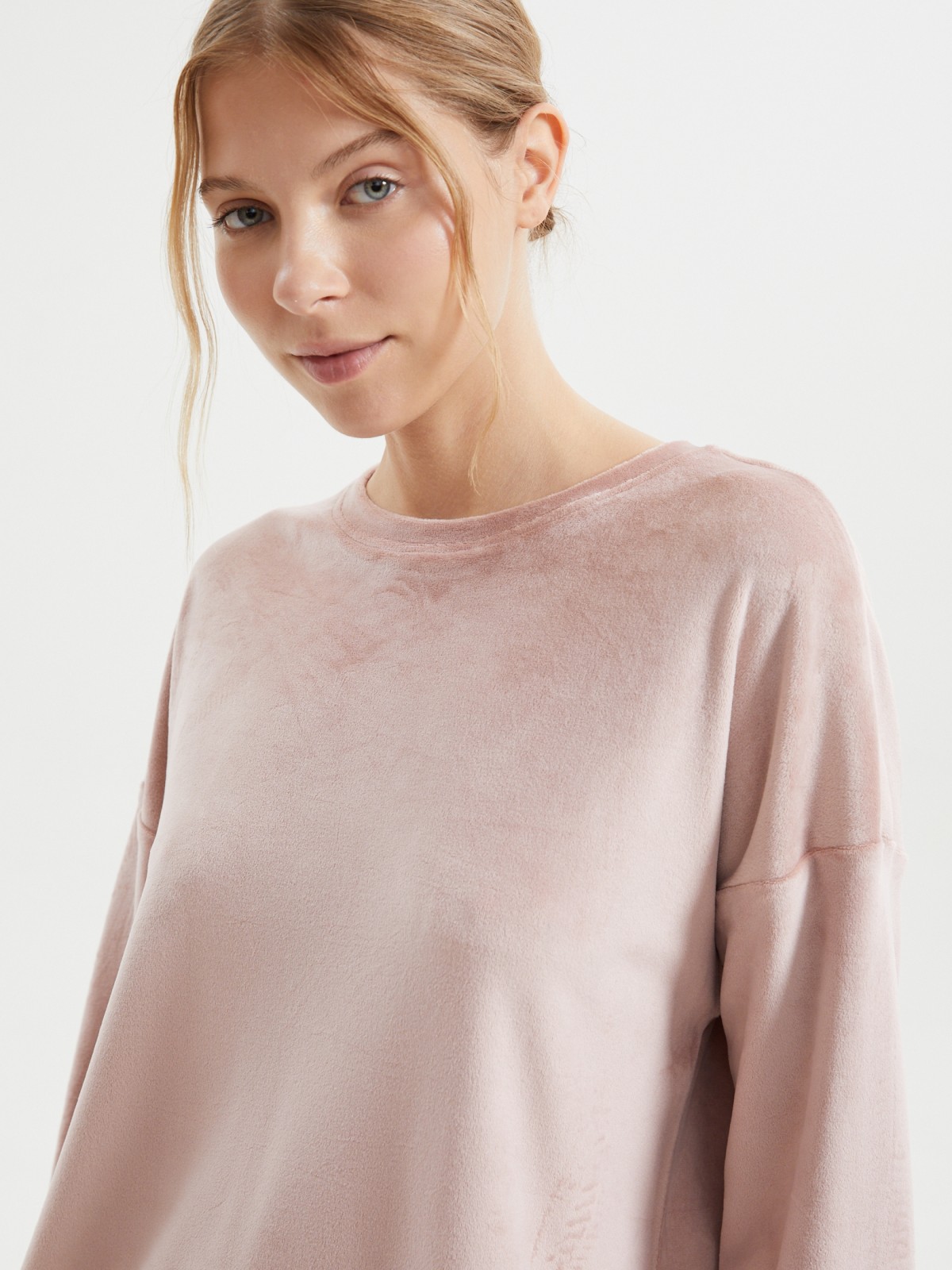 Джемпер-свитшот из велюра