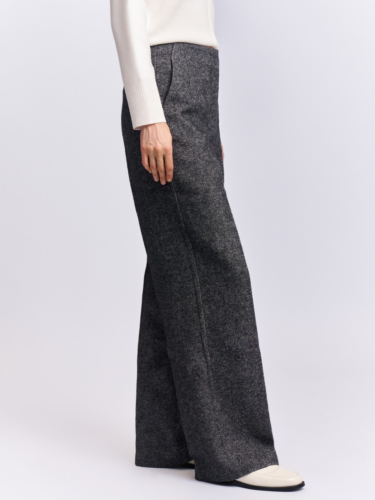 Прямые брюки со стрелками