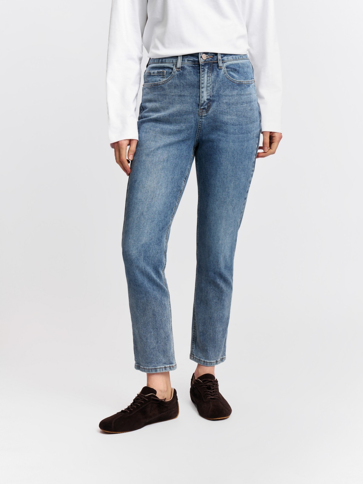 Джинсы силуэта Mom Slim с высокой посадкой