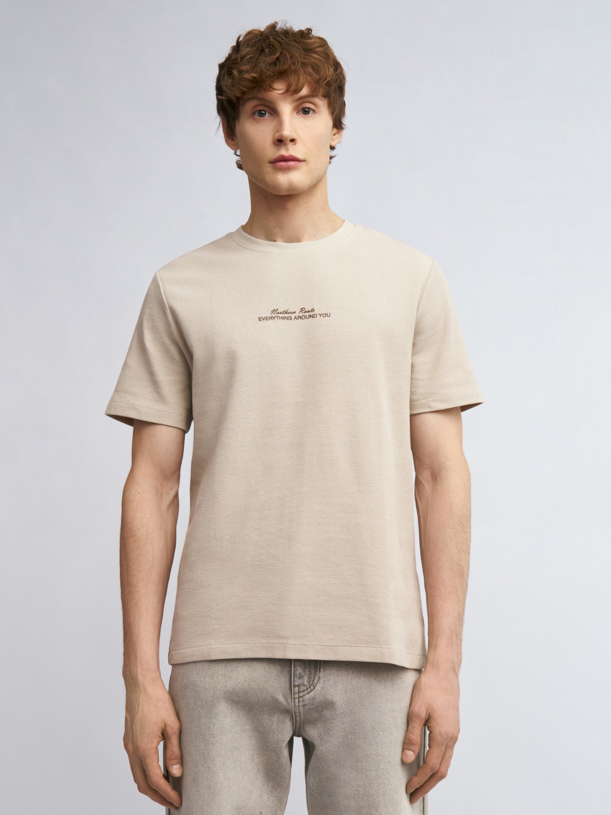 Футболка из хлопка с принтом-надписью