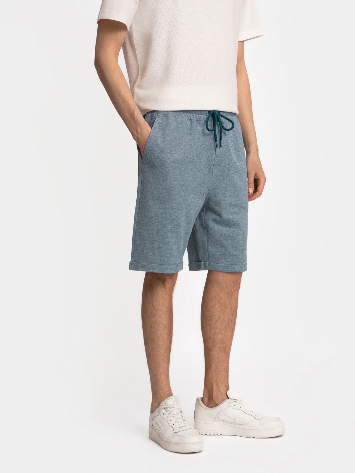 Шорты кроеные