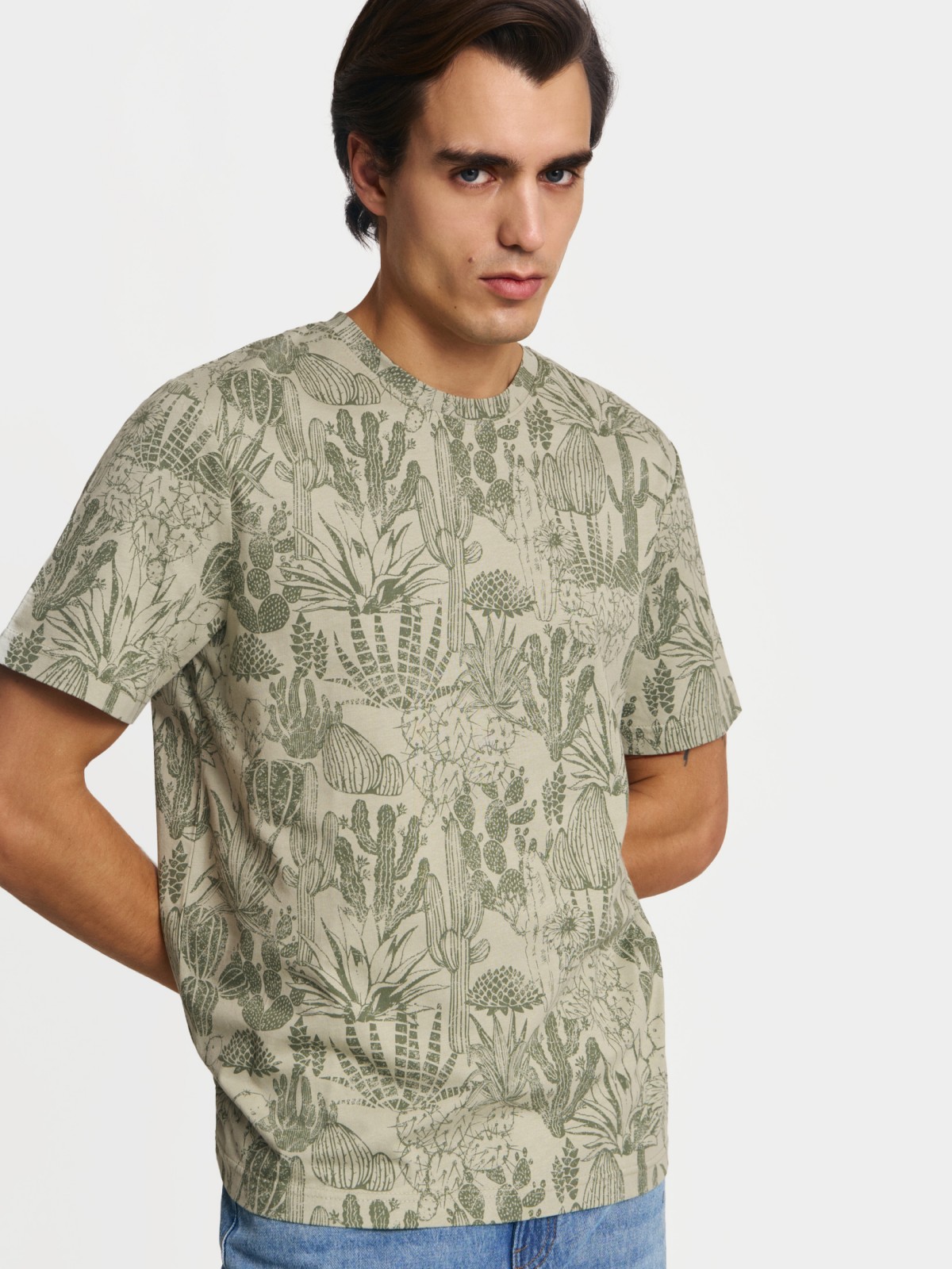 Футболка с короткими рукавами 1199₽