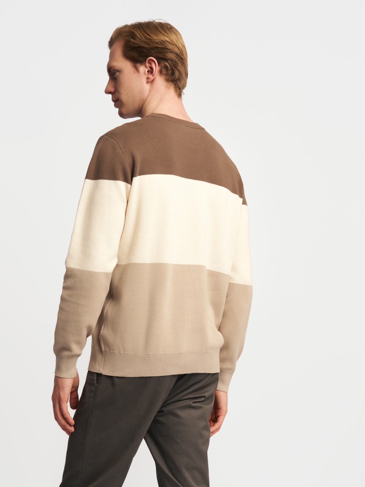 Тонкий вязаный джемпер из хлопка