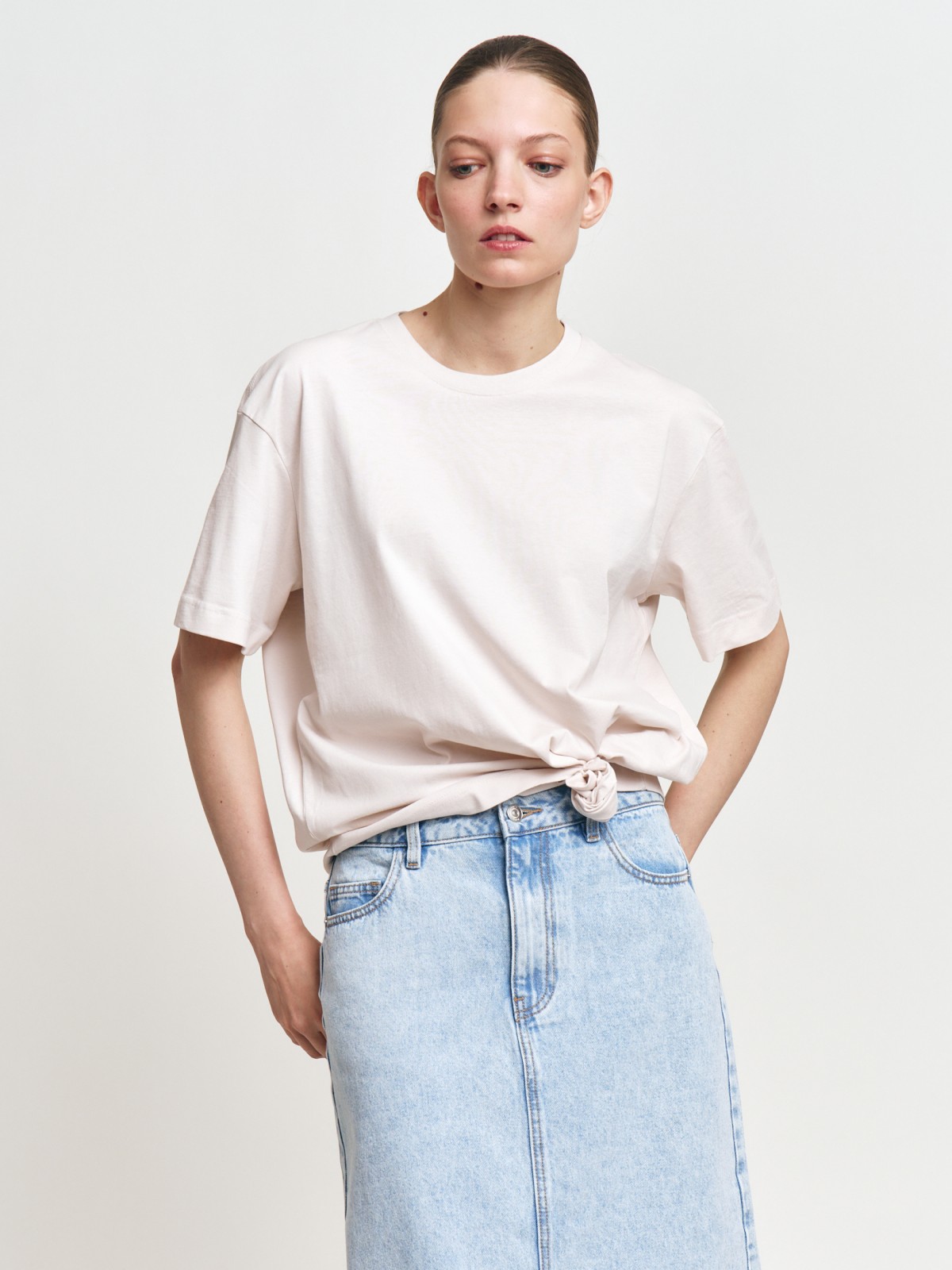 Футболка оверсайз фасона из хлопка