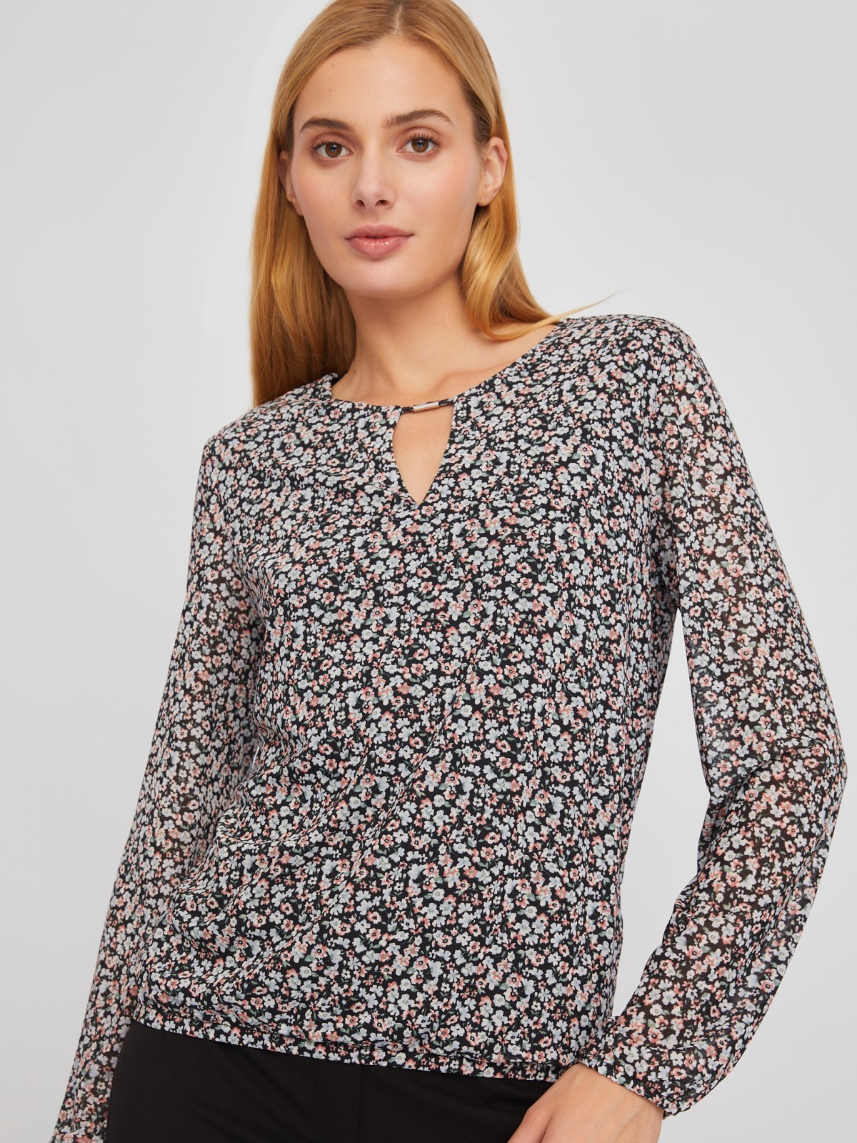 Блузка на резинке с вырезом и цветочным принтом zolla 024111159322, размер M - фото 5