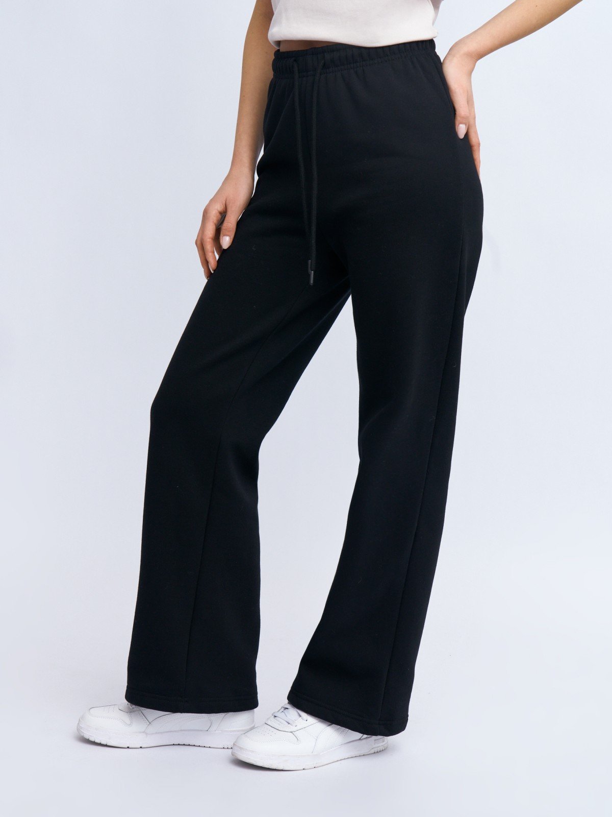 Брюки прямого фасона на резинке