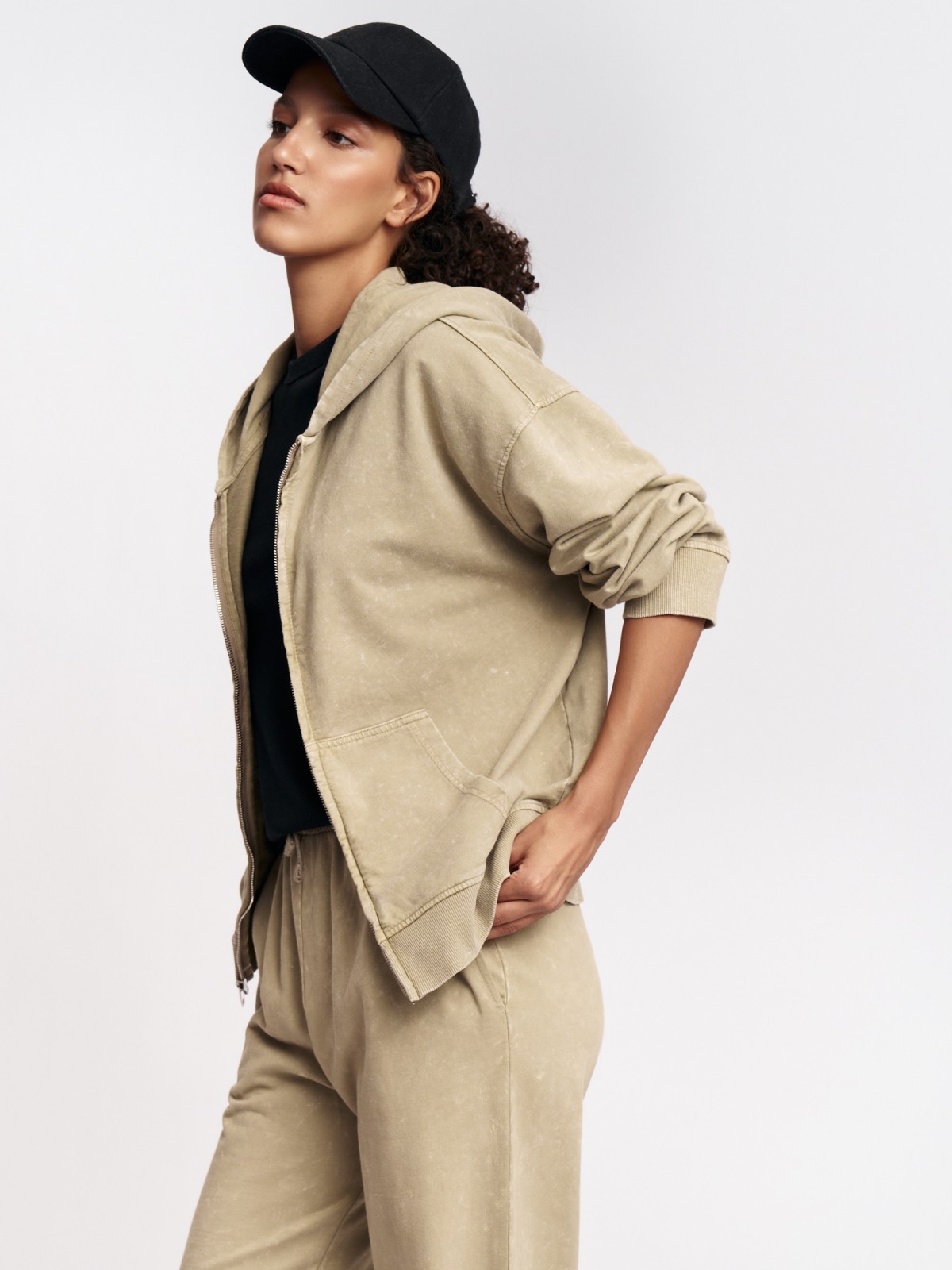 Толстовка из хлопка на молнии с капюшоном