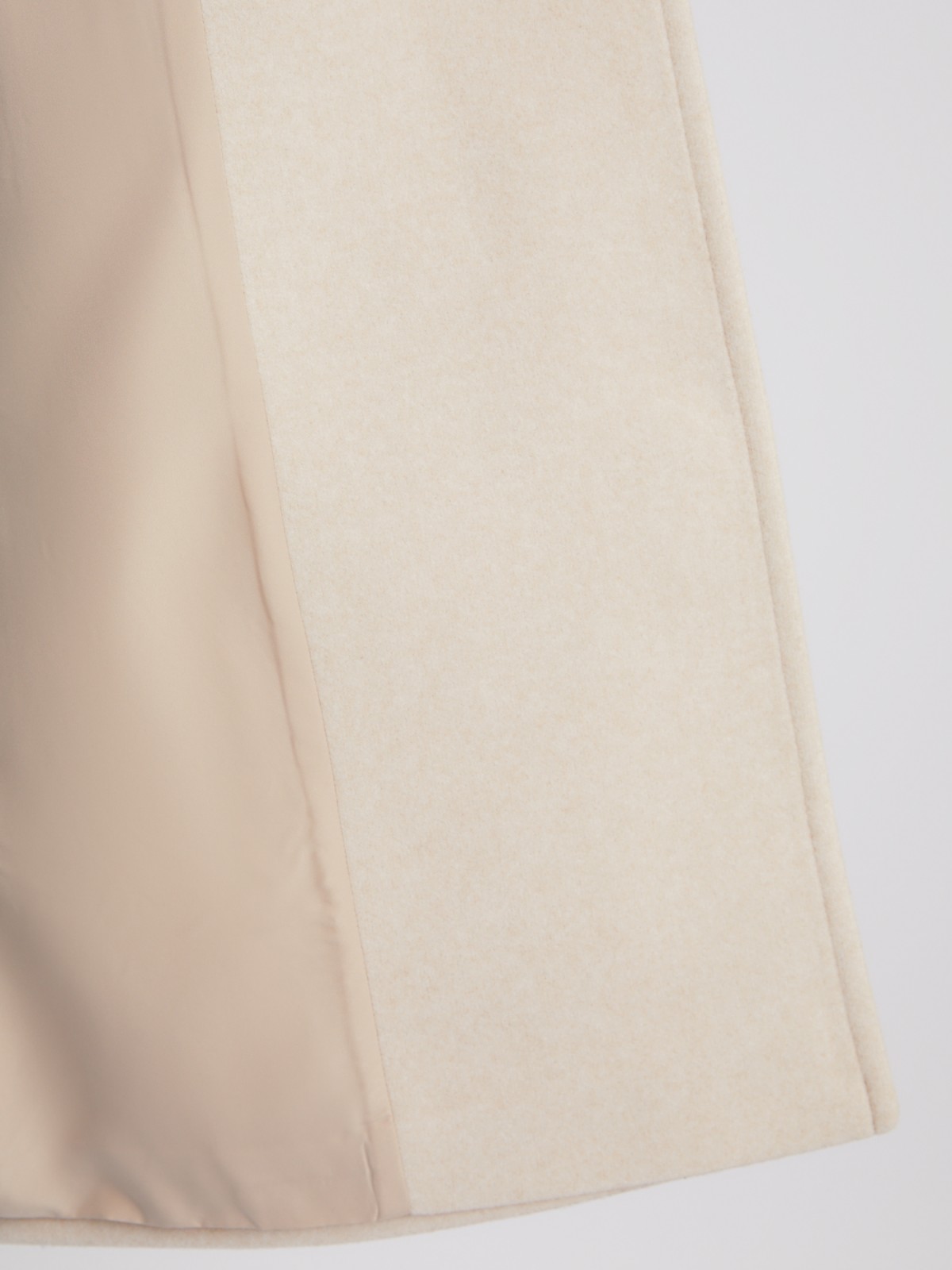 Длинное пальто без утеплителя на кнопках с рукавами реглан и поясом zolla 023335857044, цвет бежевый, размер XS - фото 5