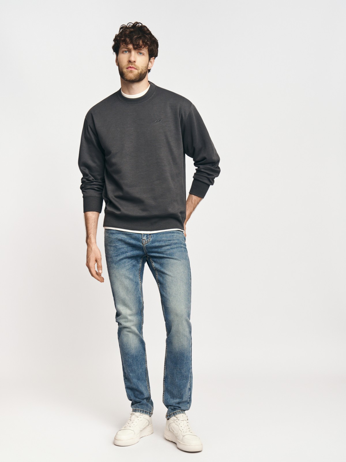 Джинсы фасона Slim