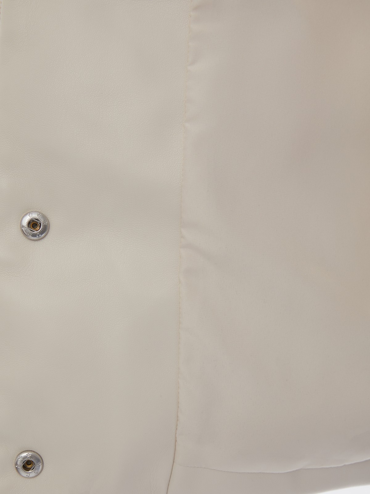 Тёплая стёганая дутая куртка из экокожи с высоким воротником zolla 02412516F044, цвет молоко, размер XS - фото 5