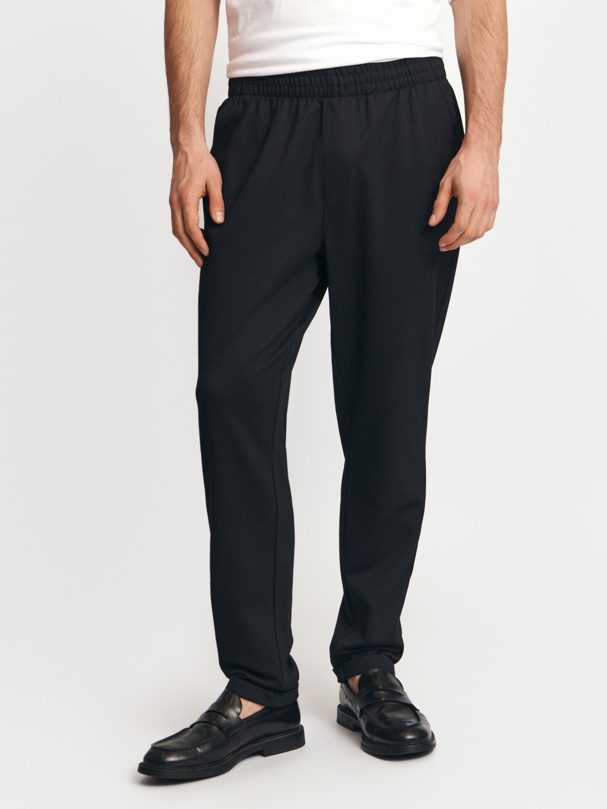 Брюки на резинке с отворотами