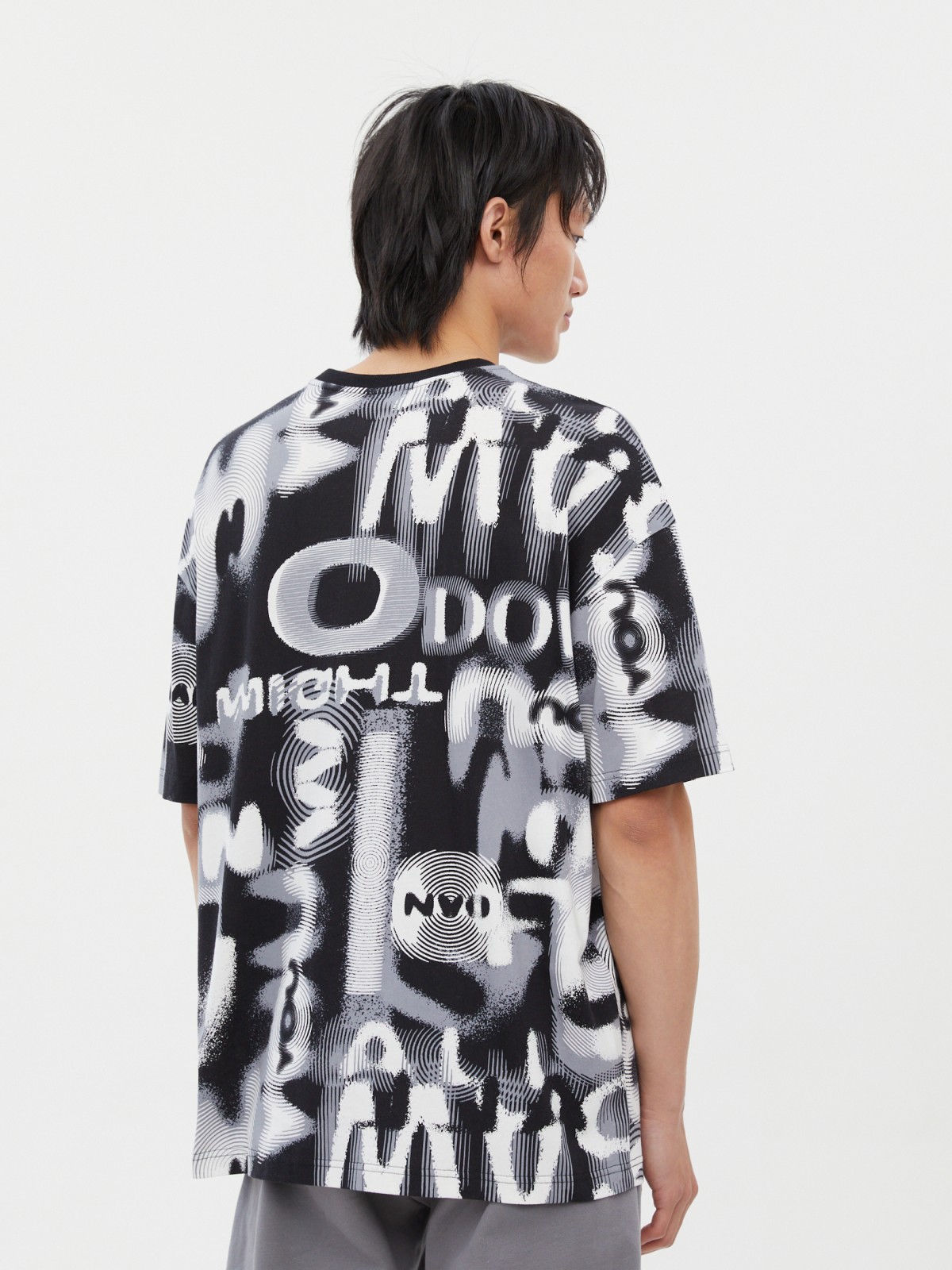 Футболка оверсайз из хлопка с принтом