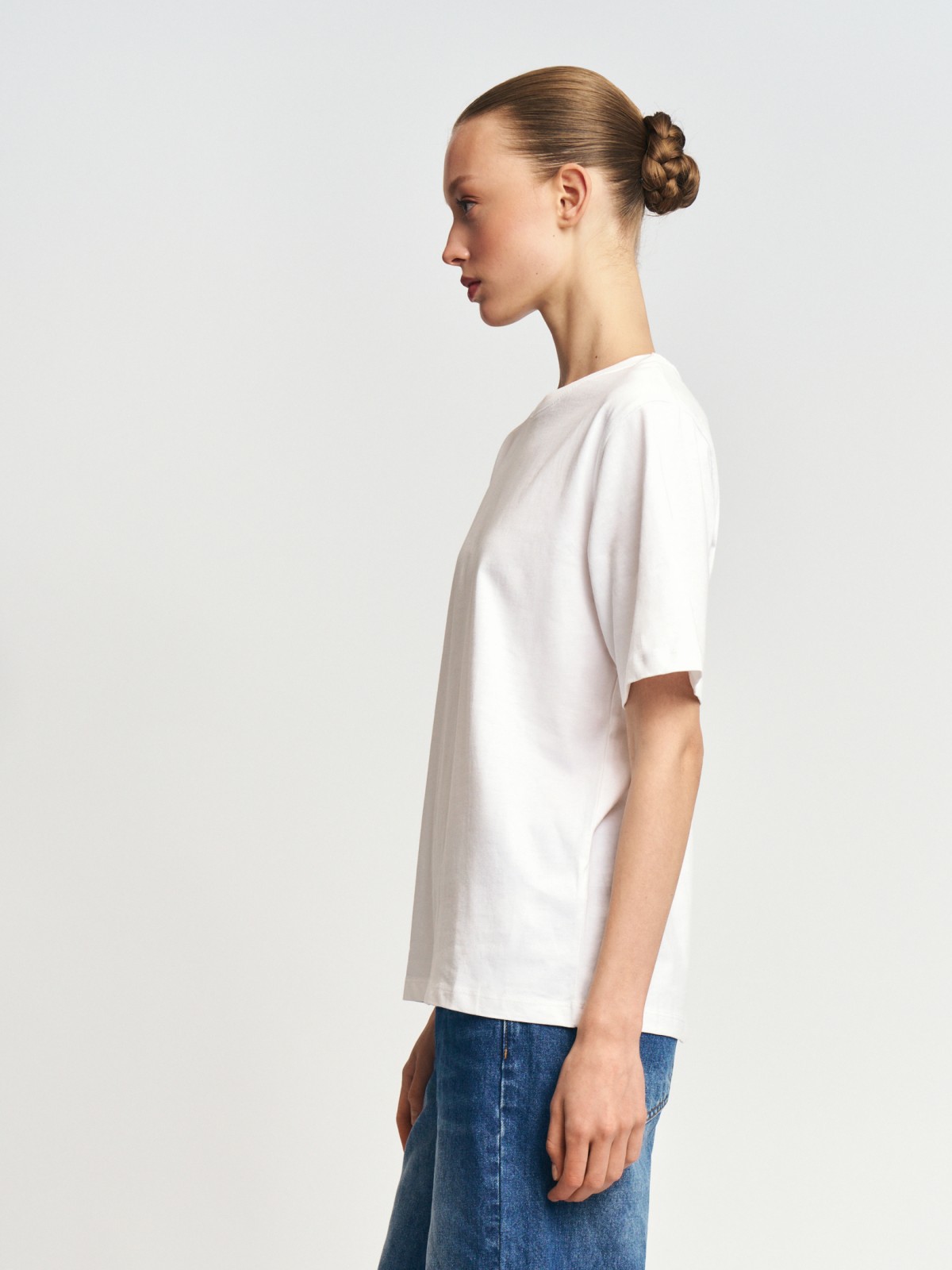 Футболка оверсайз фасона из хлопка