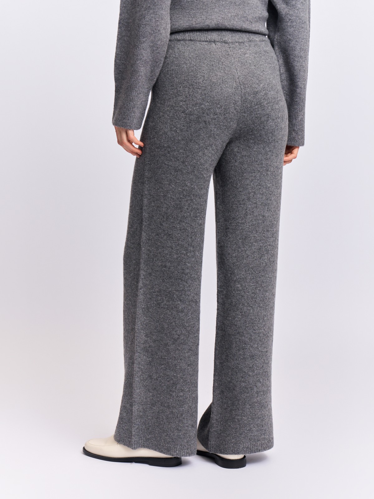 Вязаные брюки на резинке с шерстью