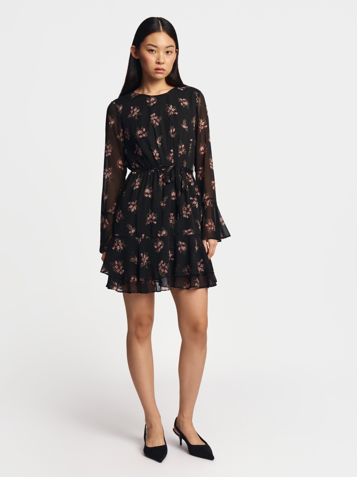 Шифоновое платье мини с ярусным подолом