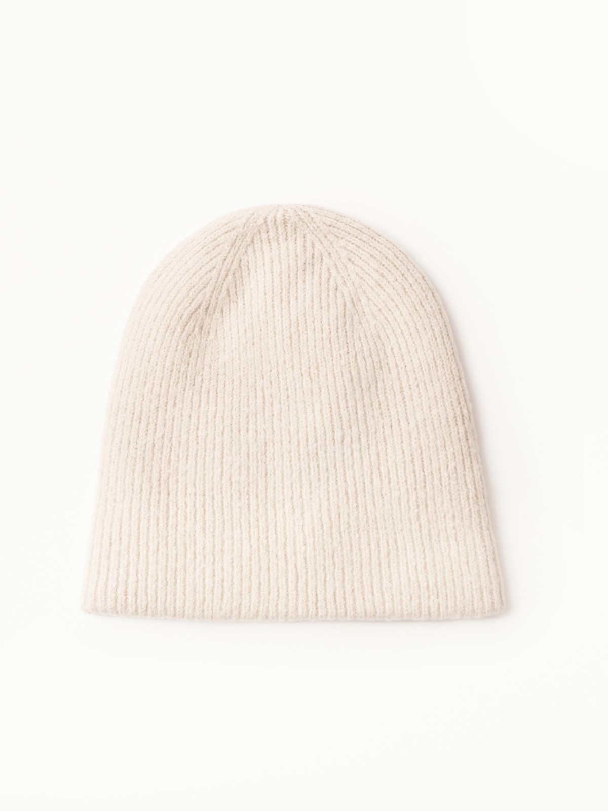 Вязаная шапка-бини с шерстью